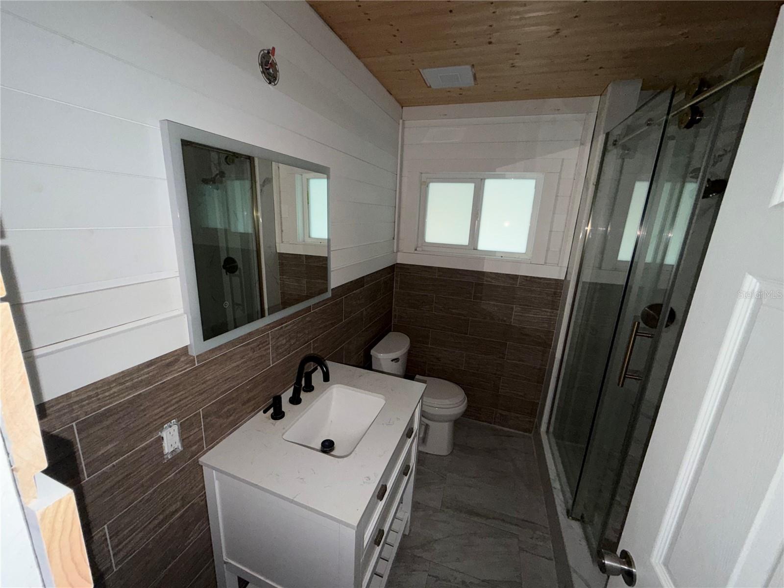 Image 14 of 43 For 2559 Rainbow Drive