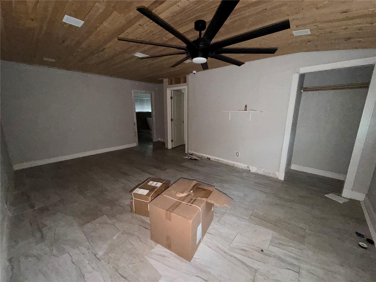 Image 16 of 43 For 2559 Rainbow Drive