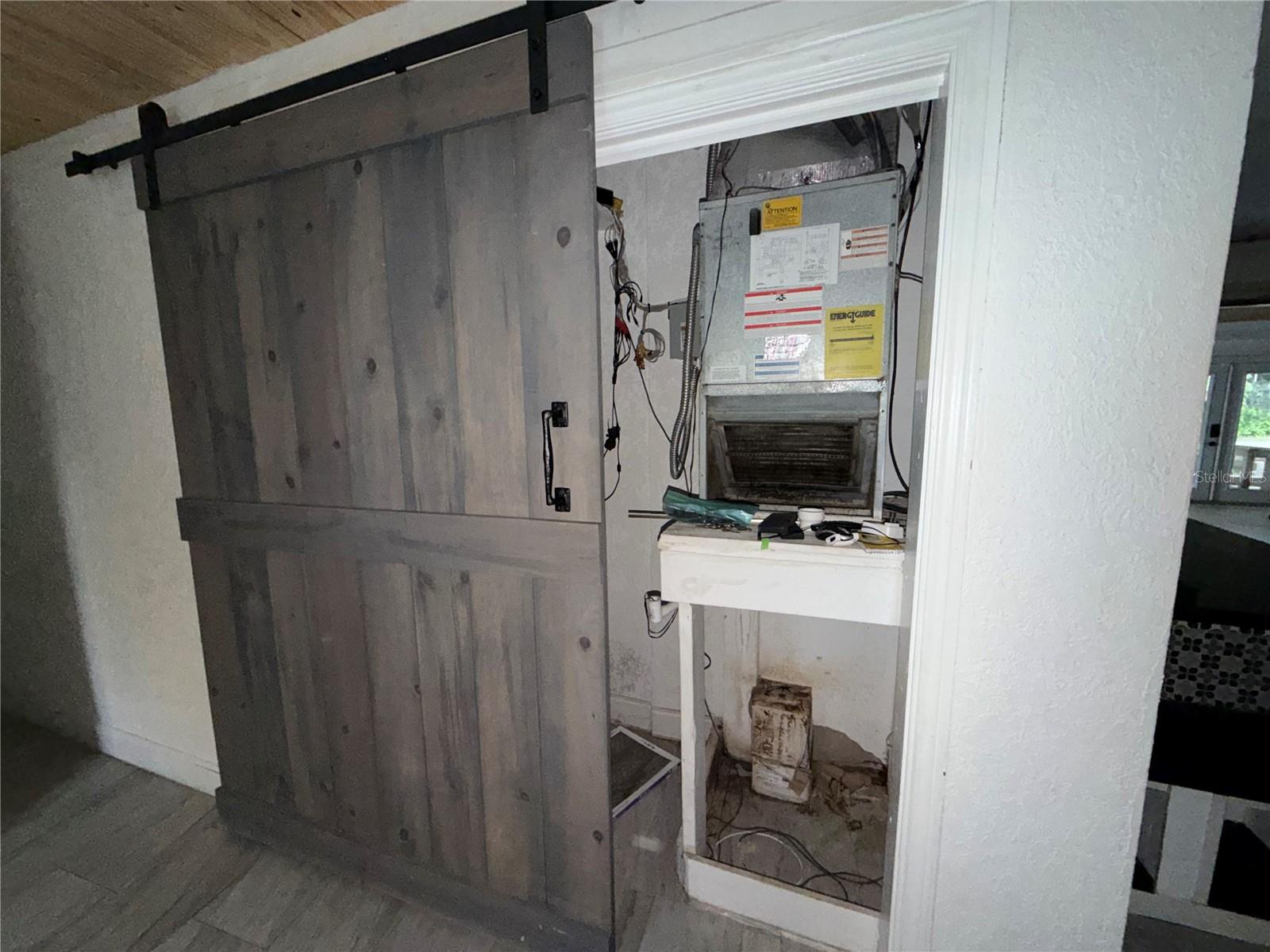 Image 20 of 43 For 2559 Rainbow Drive