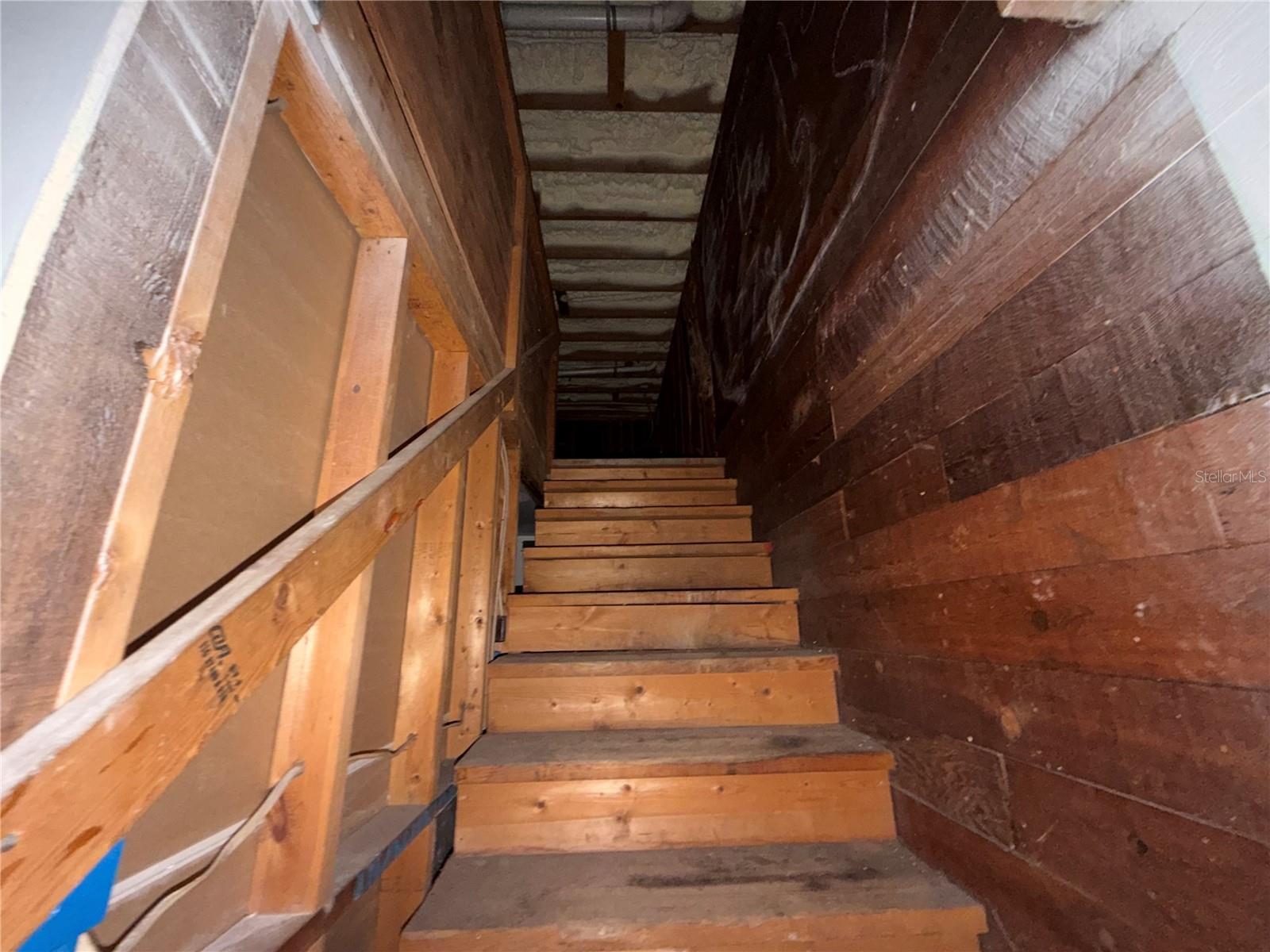 Image 26 of 43 For 2559 Rainbow Drive