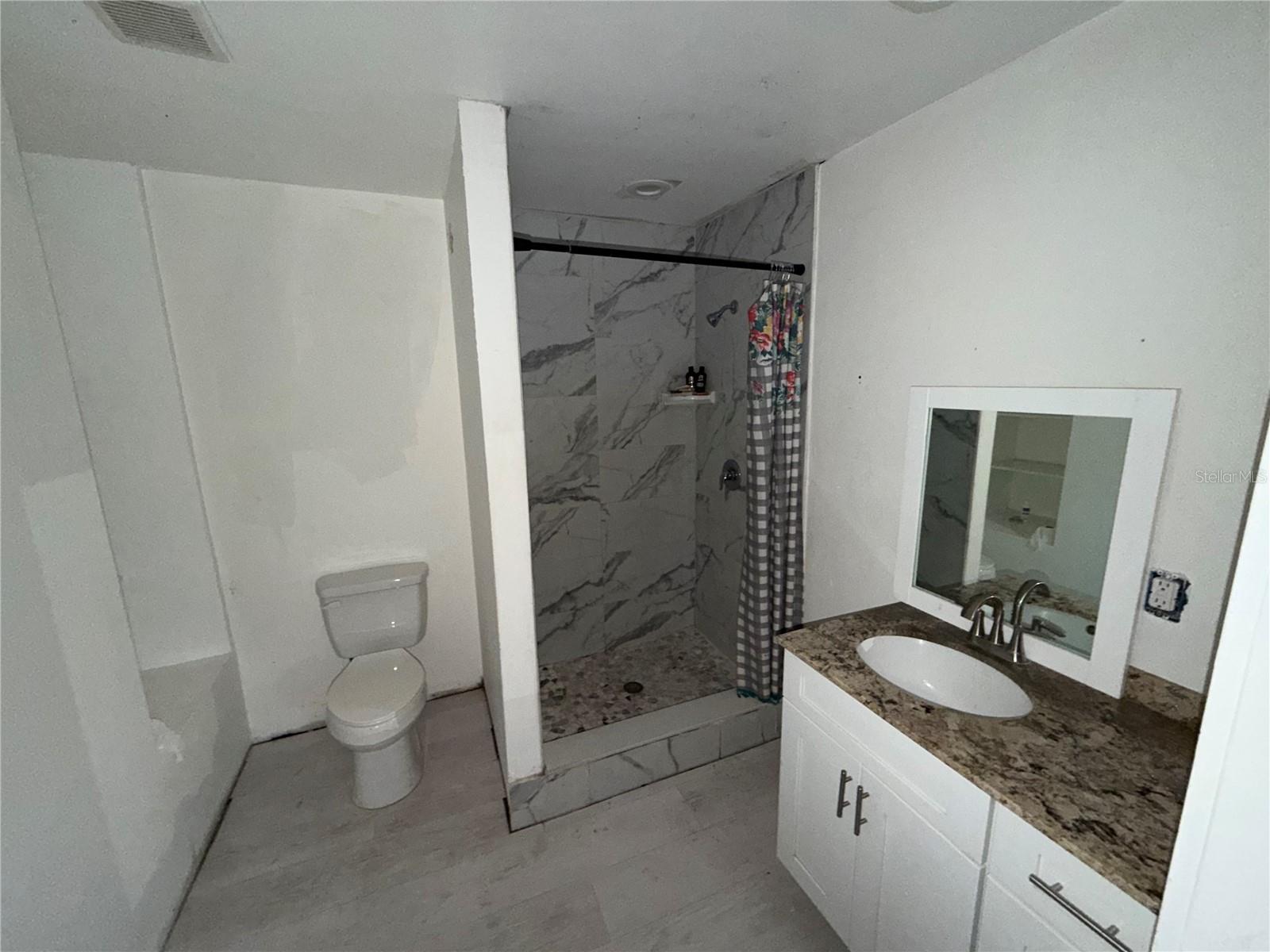 Image 30 of 43 For 2559 Rainbow Drive