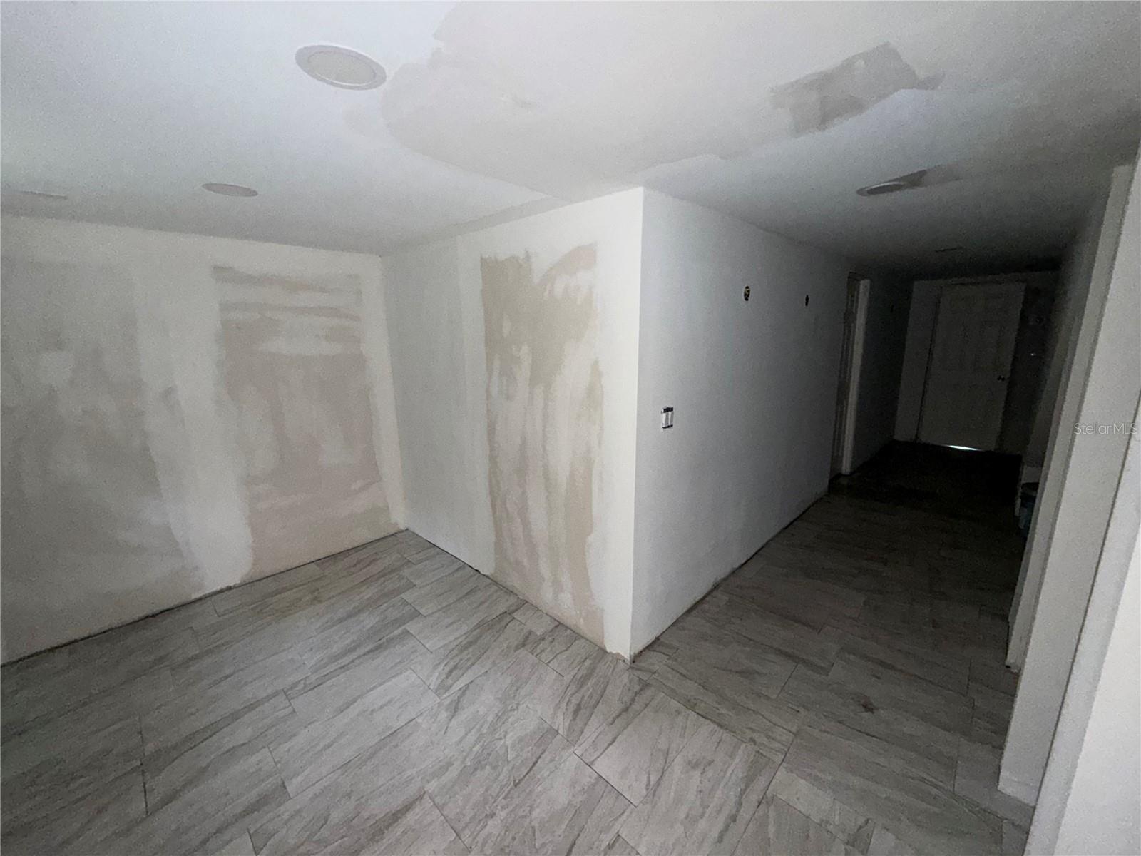 Image 34 of 43 For 2559 Rainbow Drive