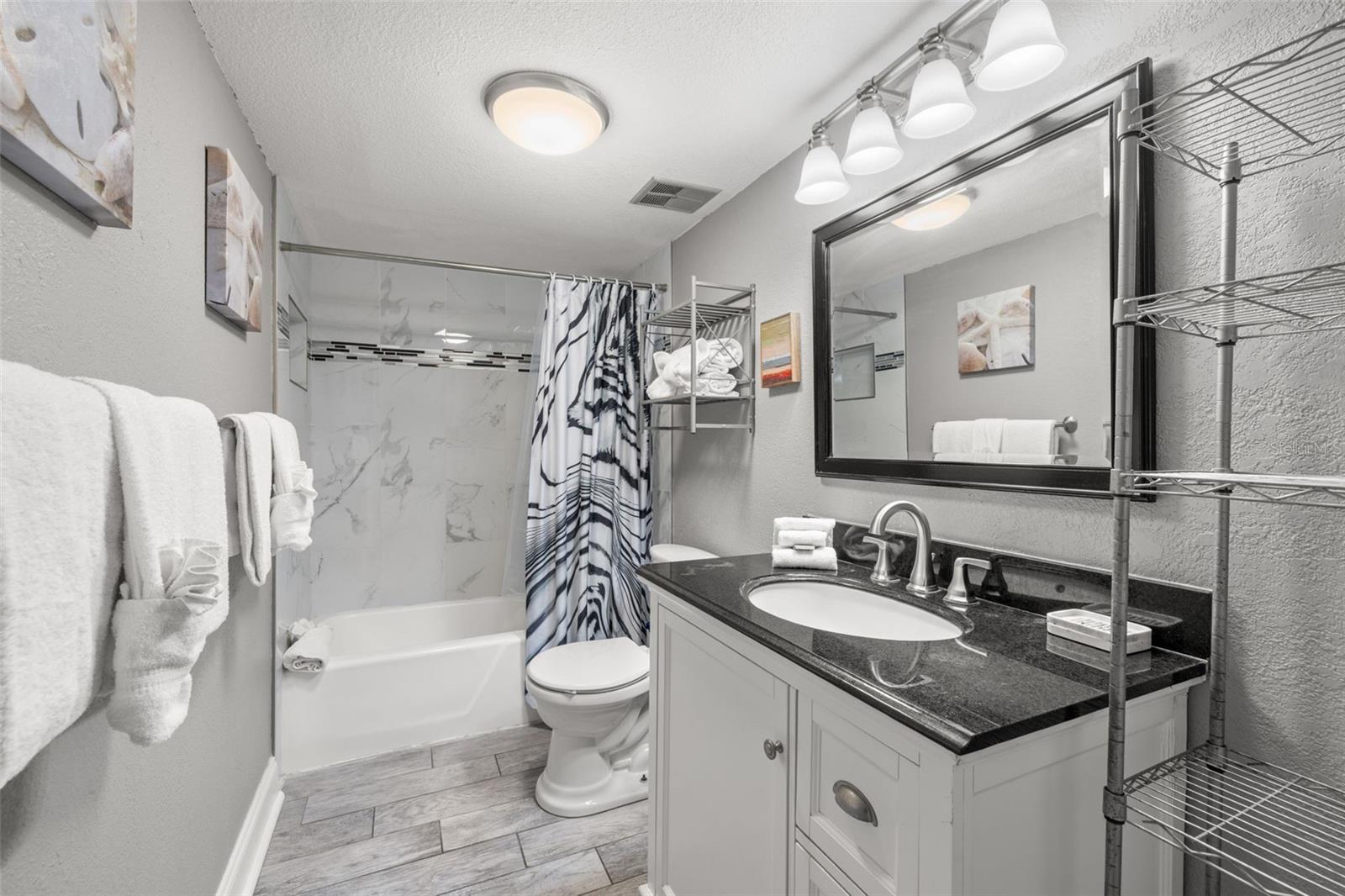 Image 19 of 38 For 18610 Gulf Boulevard 709