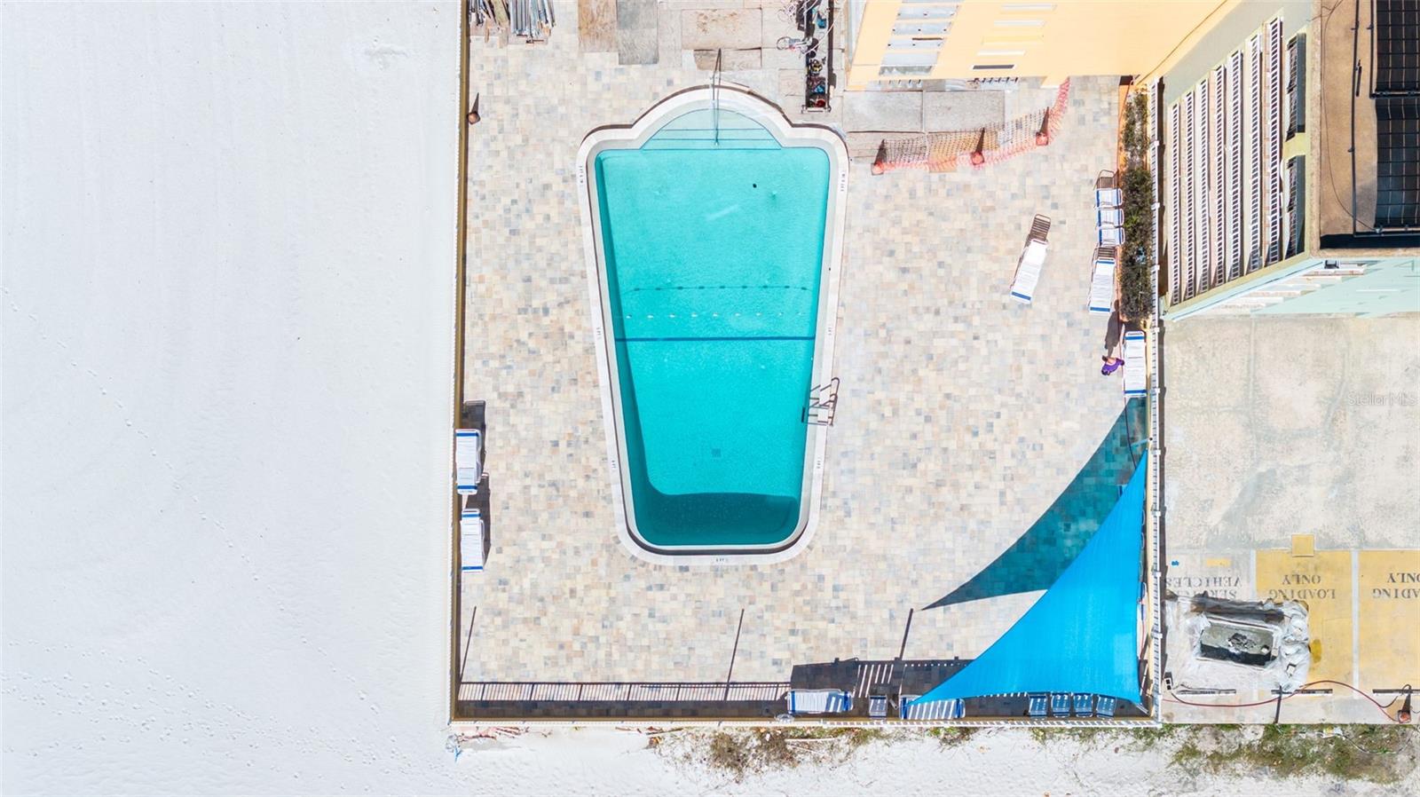 Image 26 of 38 For 18610 Gulf Boulevard 709