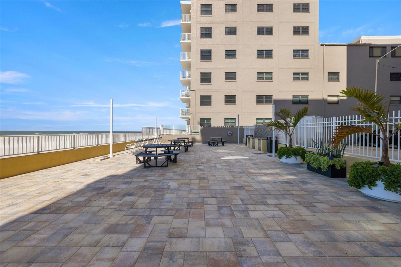 Image 27 of 38 For 18610 Gulf Boulevard 709