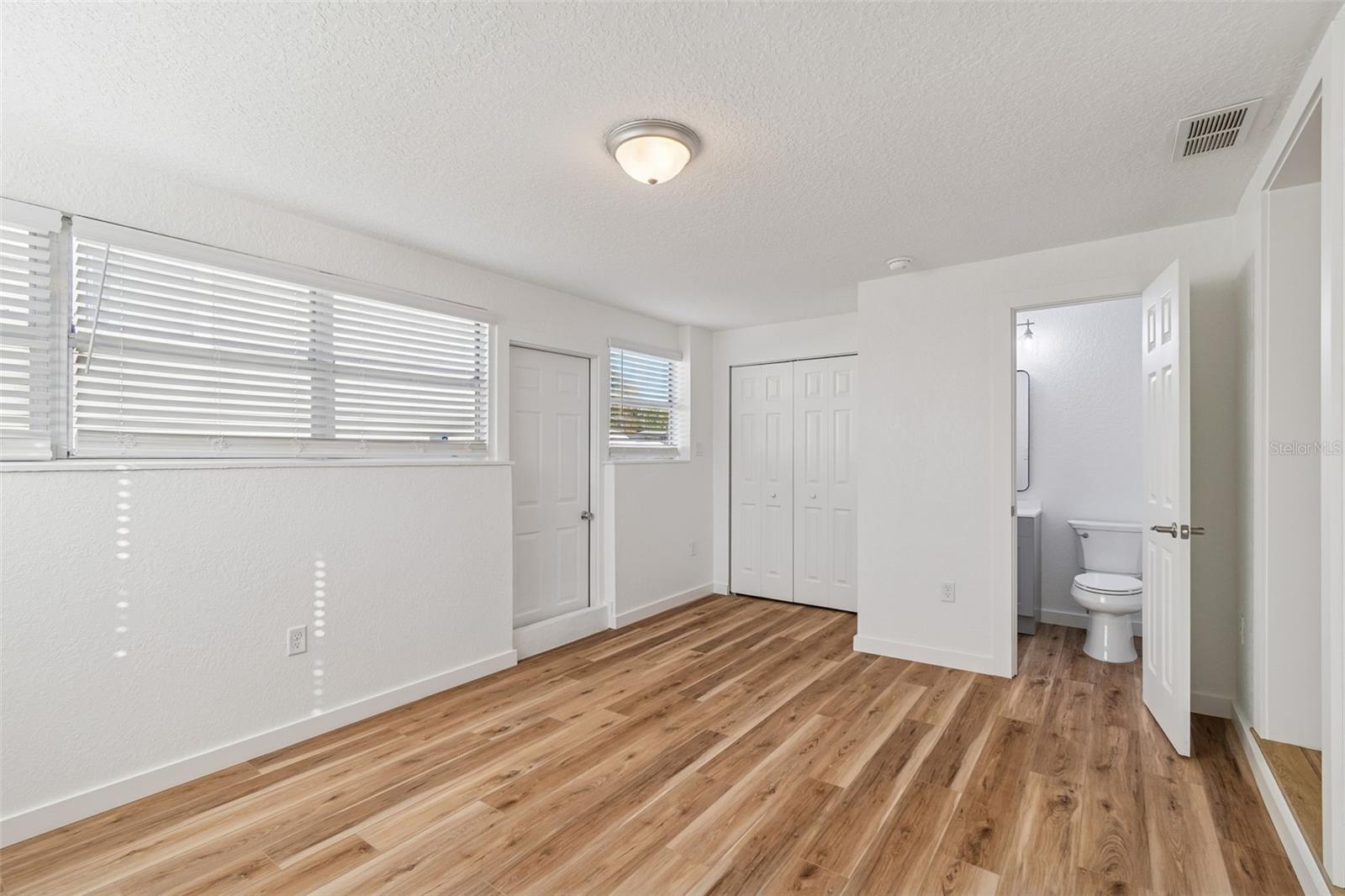 Image 17 of 29 For 7305 Morton Street