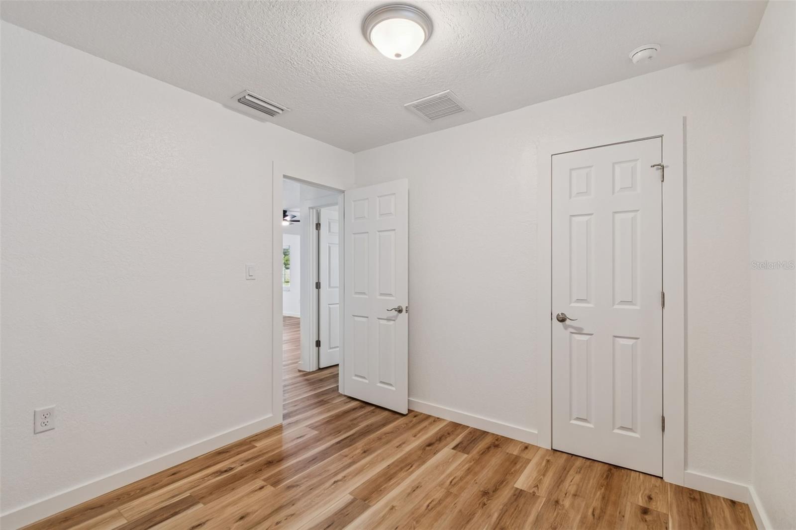 Image 25 of 29 For 7305 Morton Street