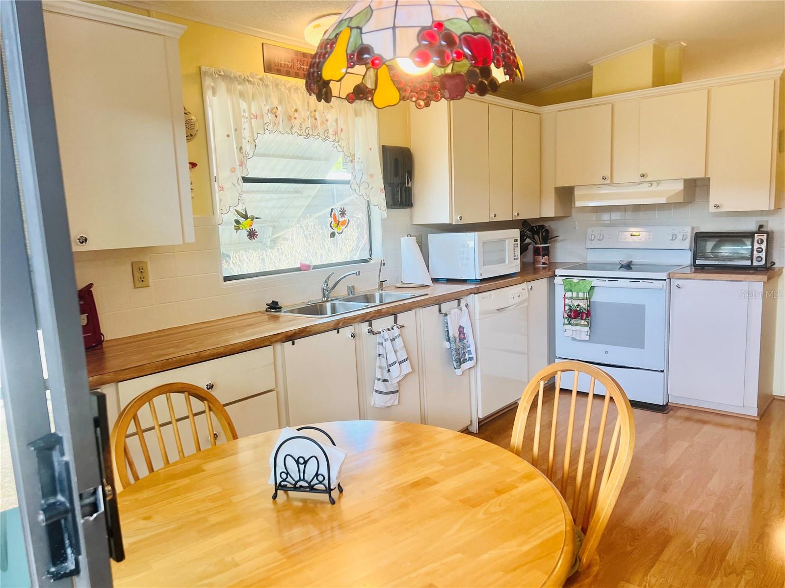 Image 5 of 33 For 2149 Gondola Drive 196