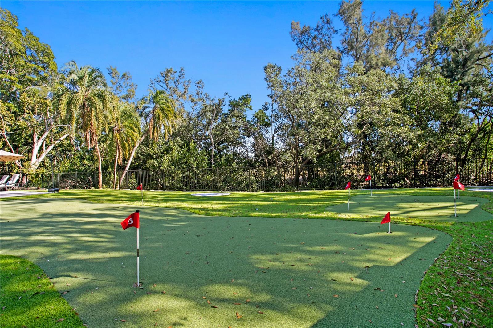 Image 53 of 73 For 900 31st Avenue Ne