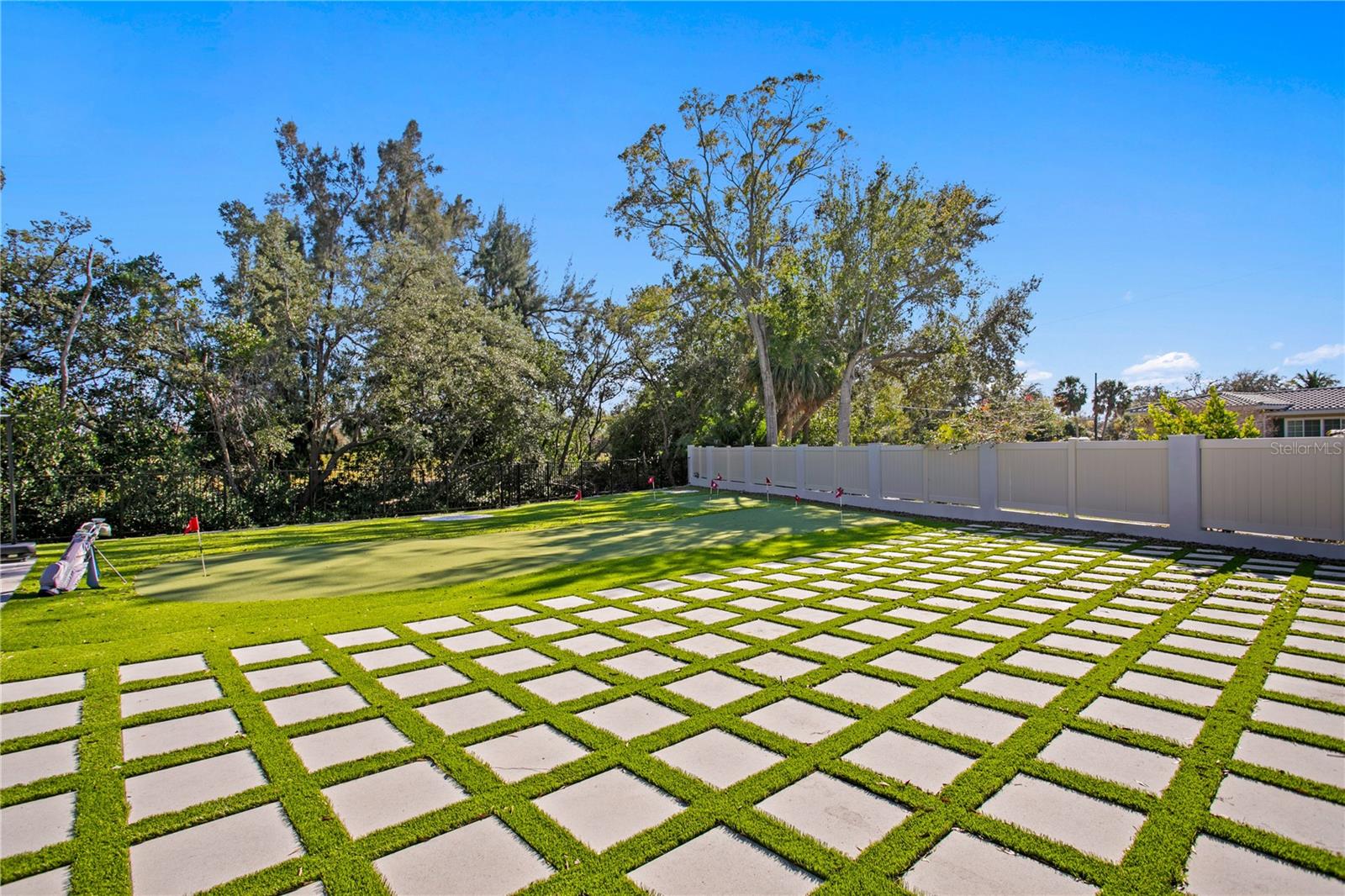 Image 55 of 73 For 900 31st Avenue Ne