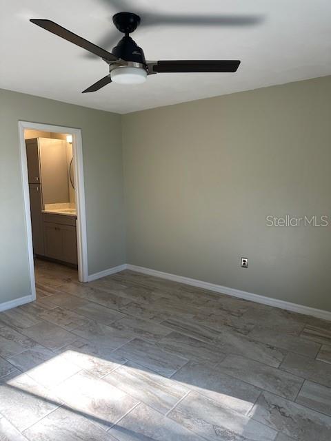 Image 18 of 39 For 2683 Sabal Springs Circle 101