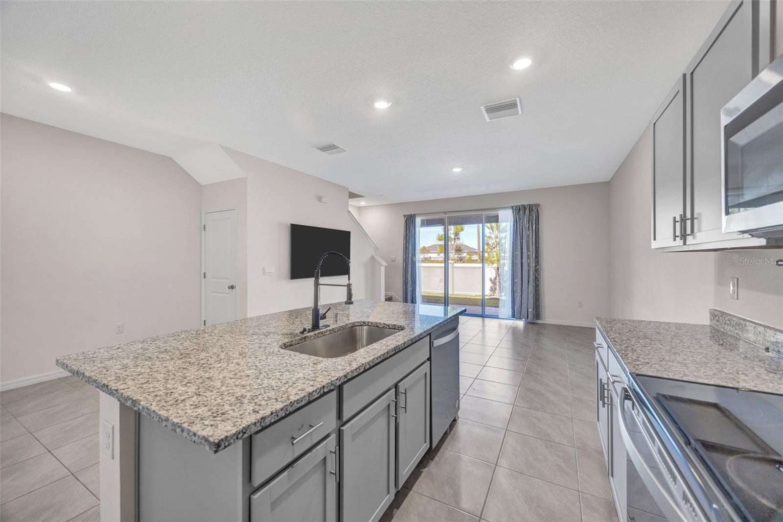 Image 19 of 45 For 32395 Turtle Grace Loop