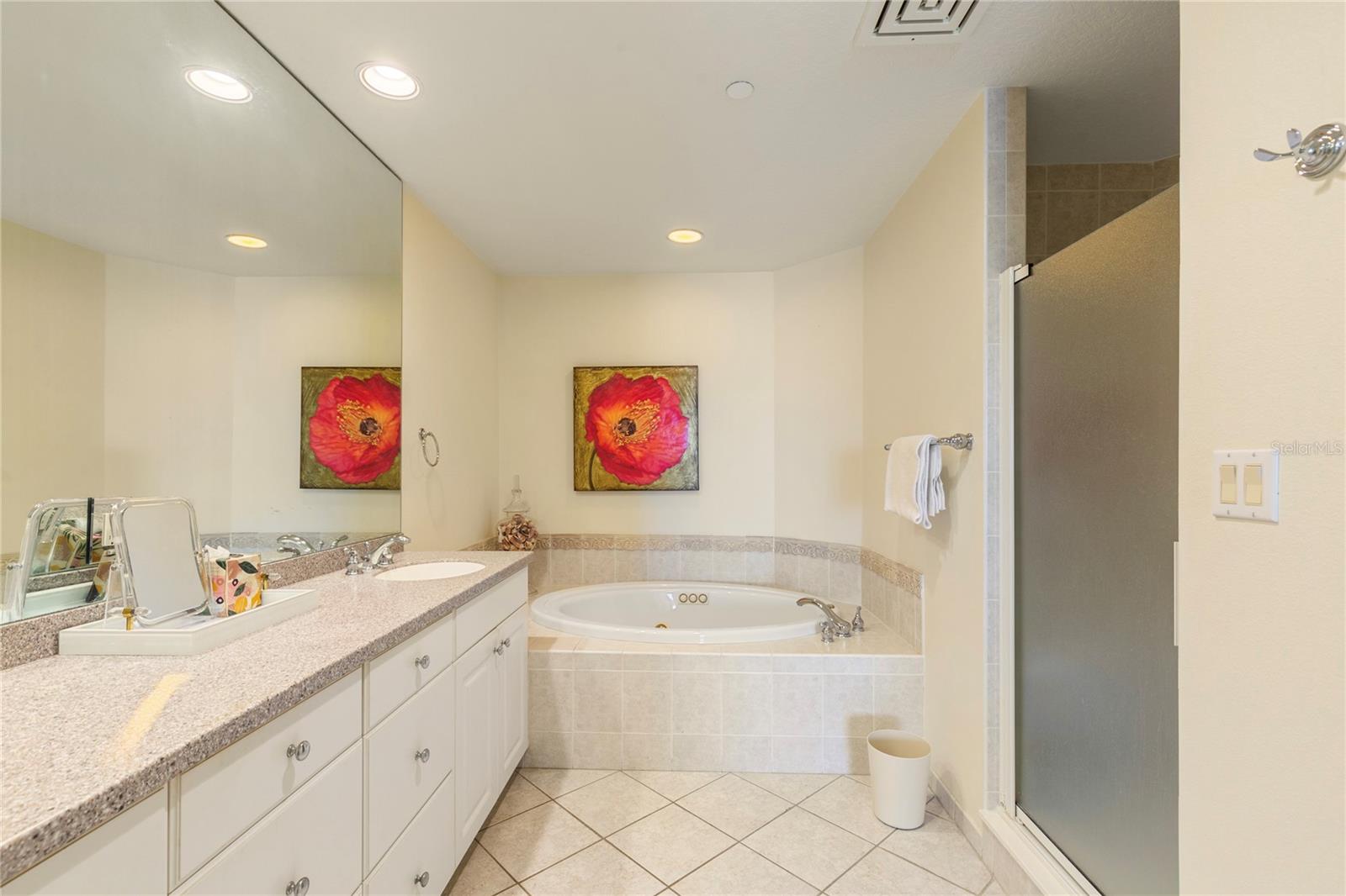 Image 25 of 51 For 1200 Gulf Boulevard 1002