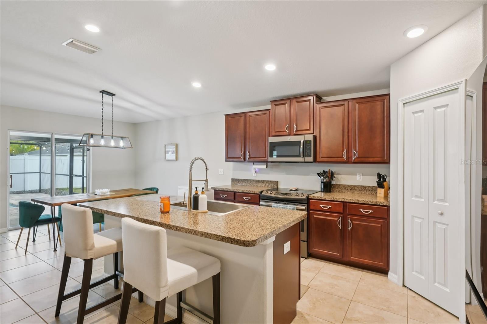 Image 11 of 31 For 12620 Sandpine Reserve Place