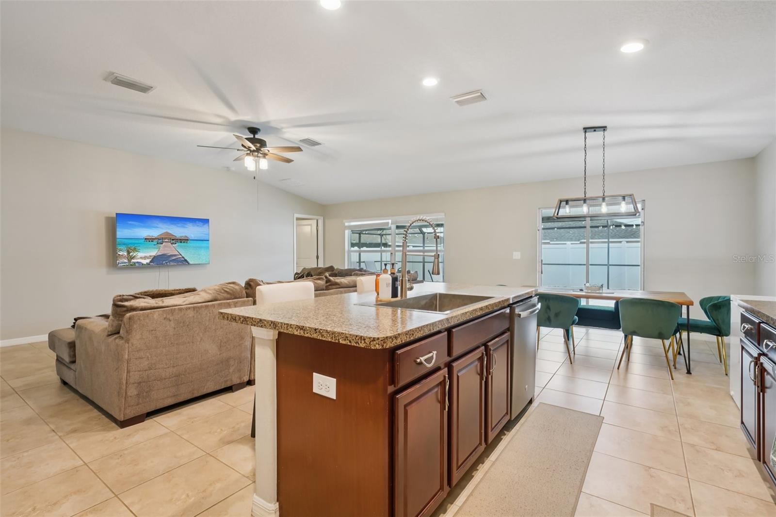 Image 12 of 31 For 12620 Sandpine Reserve Place