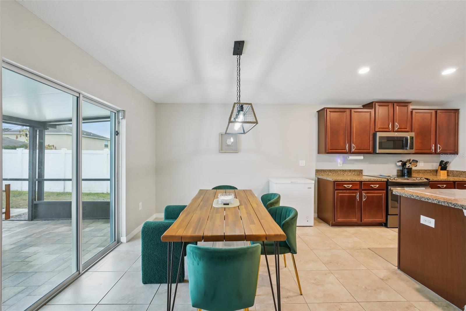 Image 5 of 31 For 12620 Sandpine Reserve Place