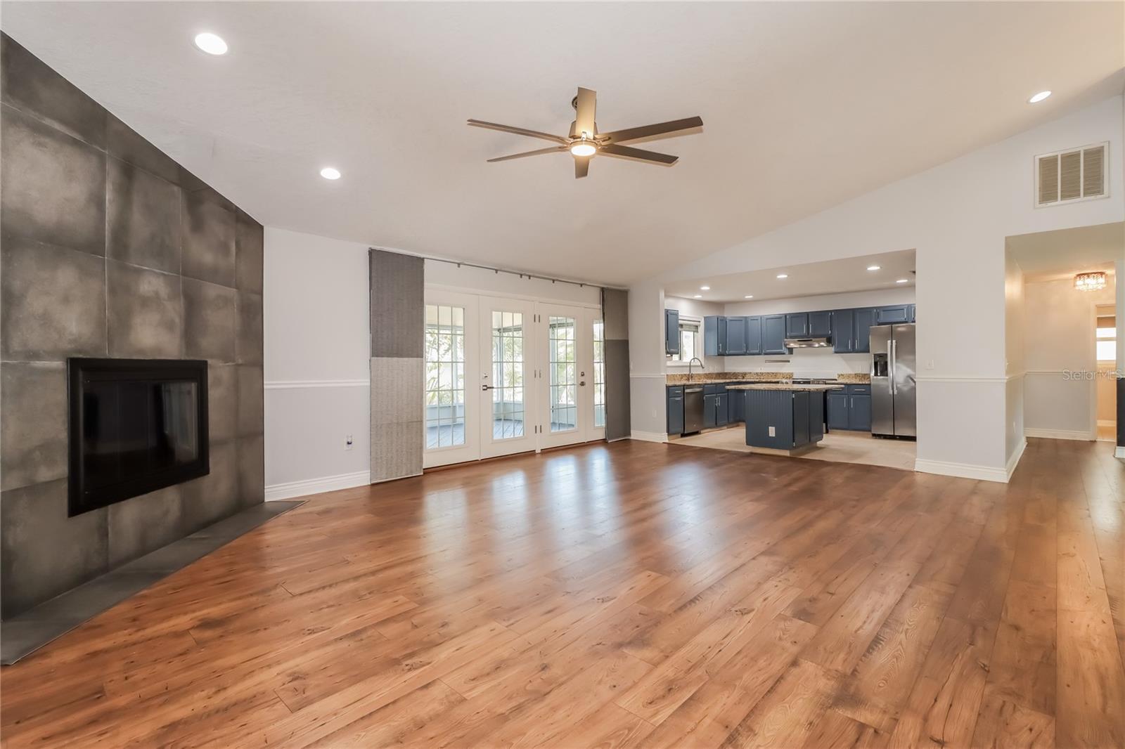 Image 6 of 14 For 3006 Merrill Avenue