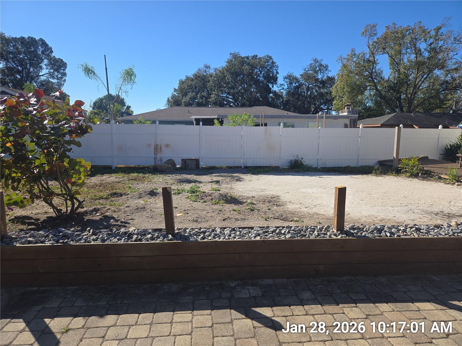 Image 19 of 21 For 1013 Greenbriar Drive