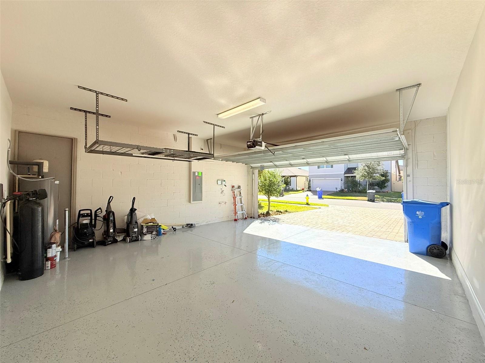 Image 4 of 65 For 10844 Rolling Moss Road