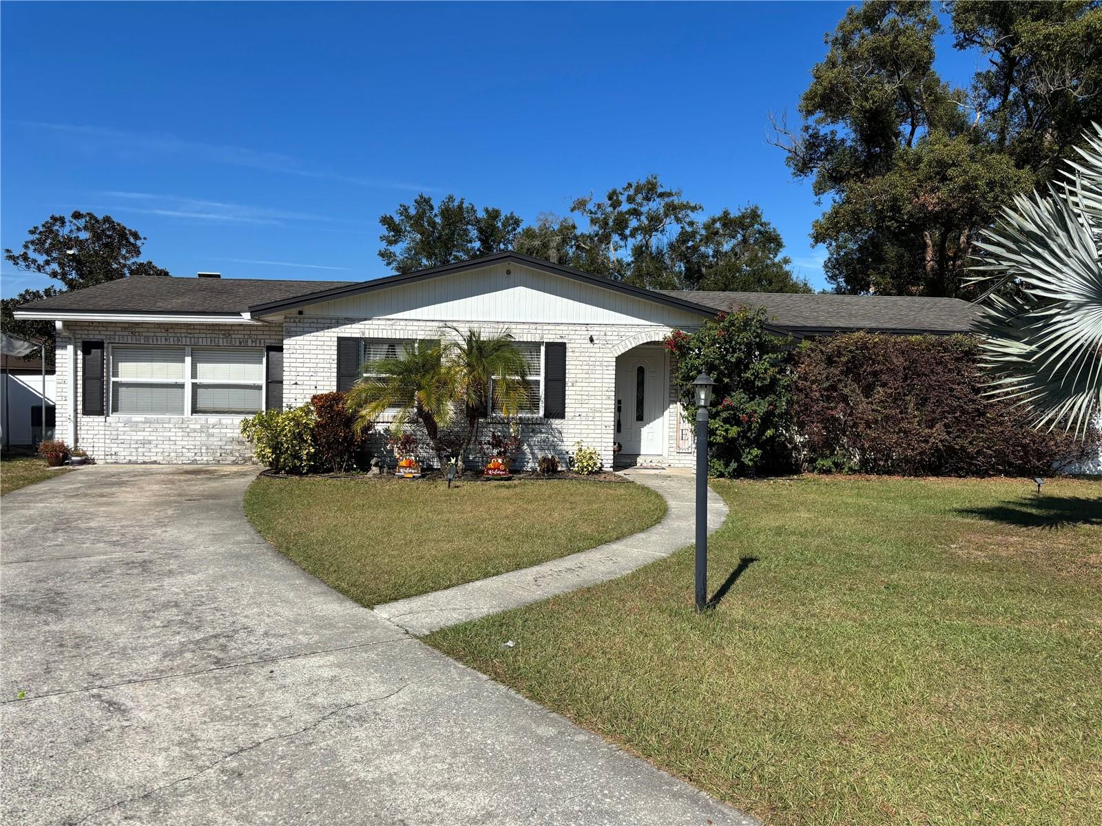 Details for 6106 Lawncrest Place, DOVER, FL 33527