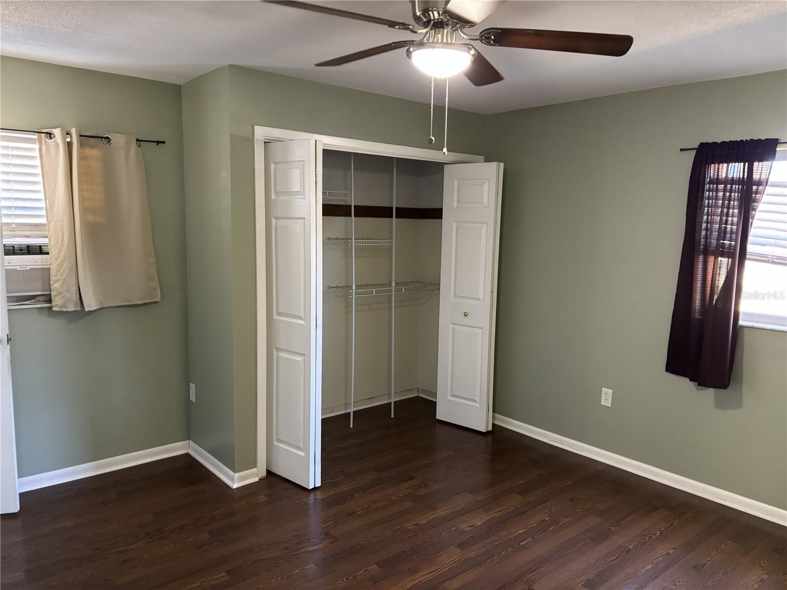 Image 11 of 13 For 6106 Lawncrest Place