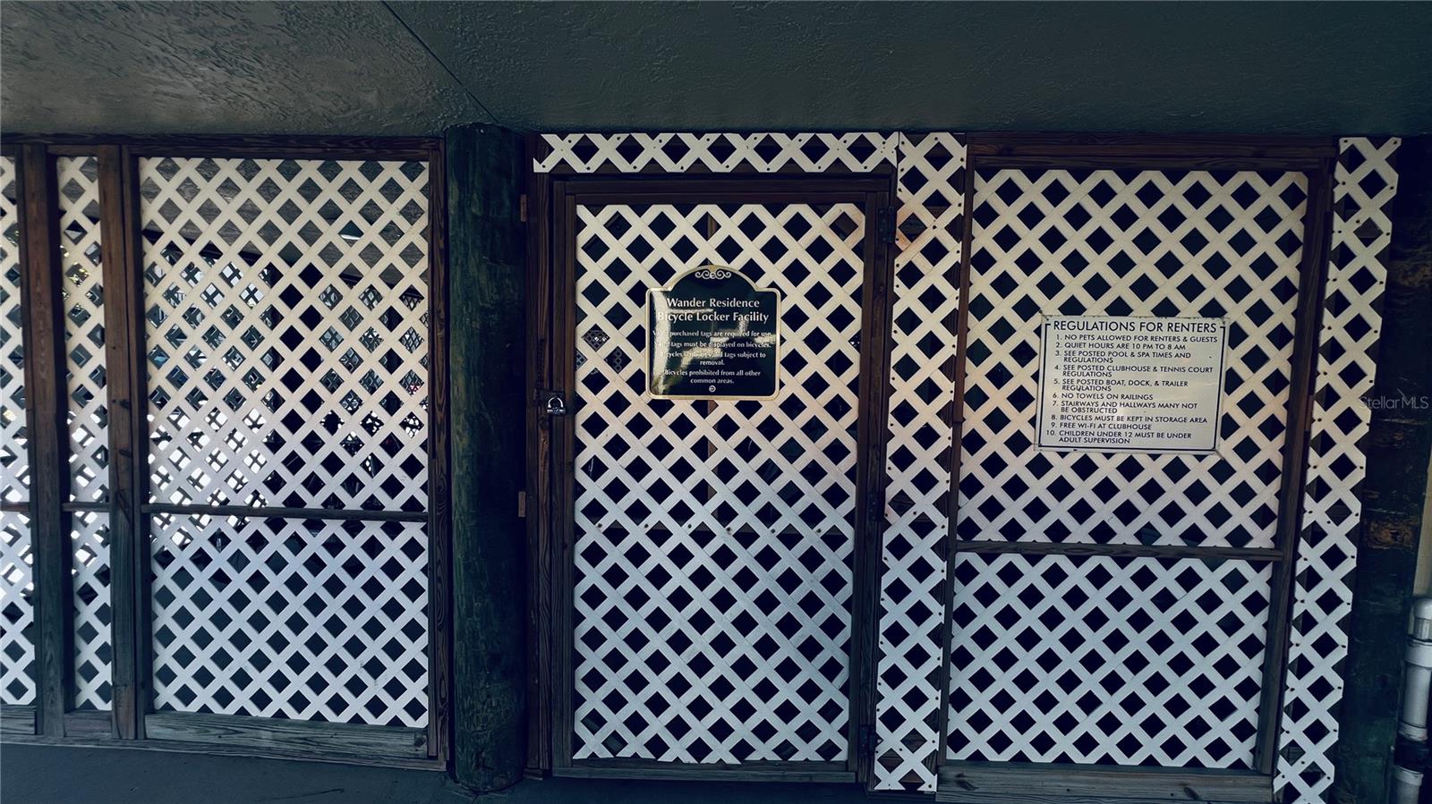 Image 37 of 65 For 1515 Pinellas Bayway S 46