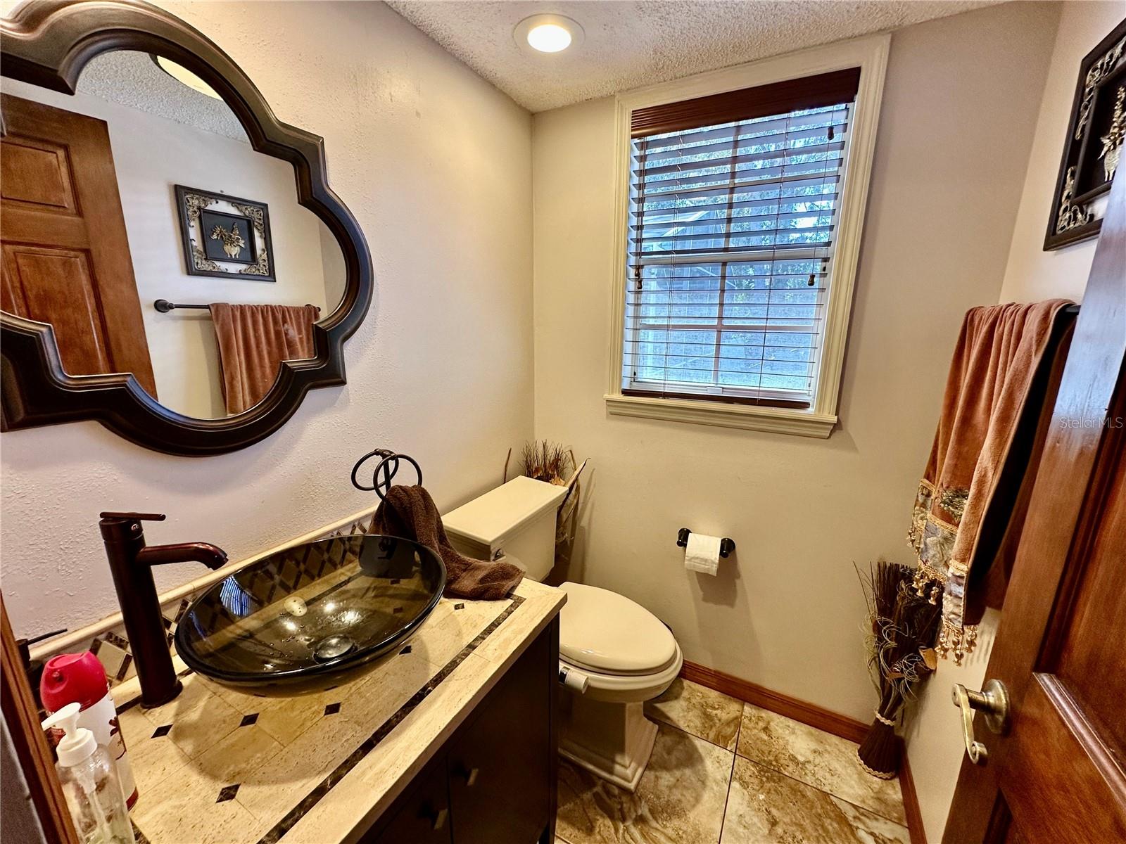 Image 20 of 37 For 8834 Whispering Oaks Trail