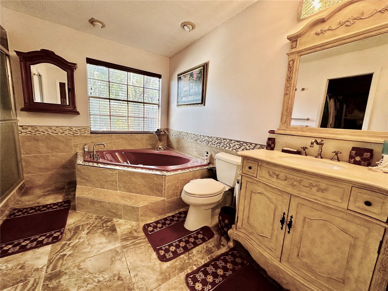 Image 23 of 37 For 8834 Whispering Oaks Trail