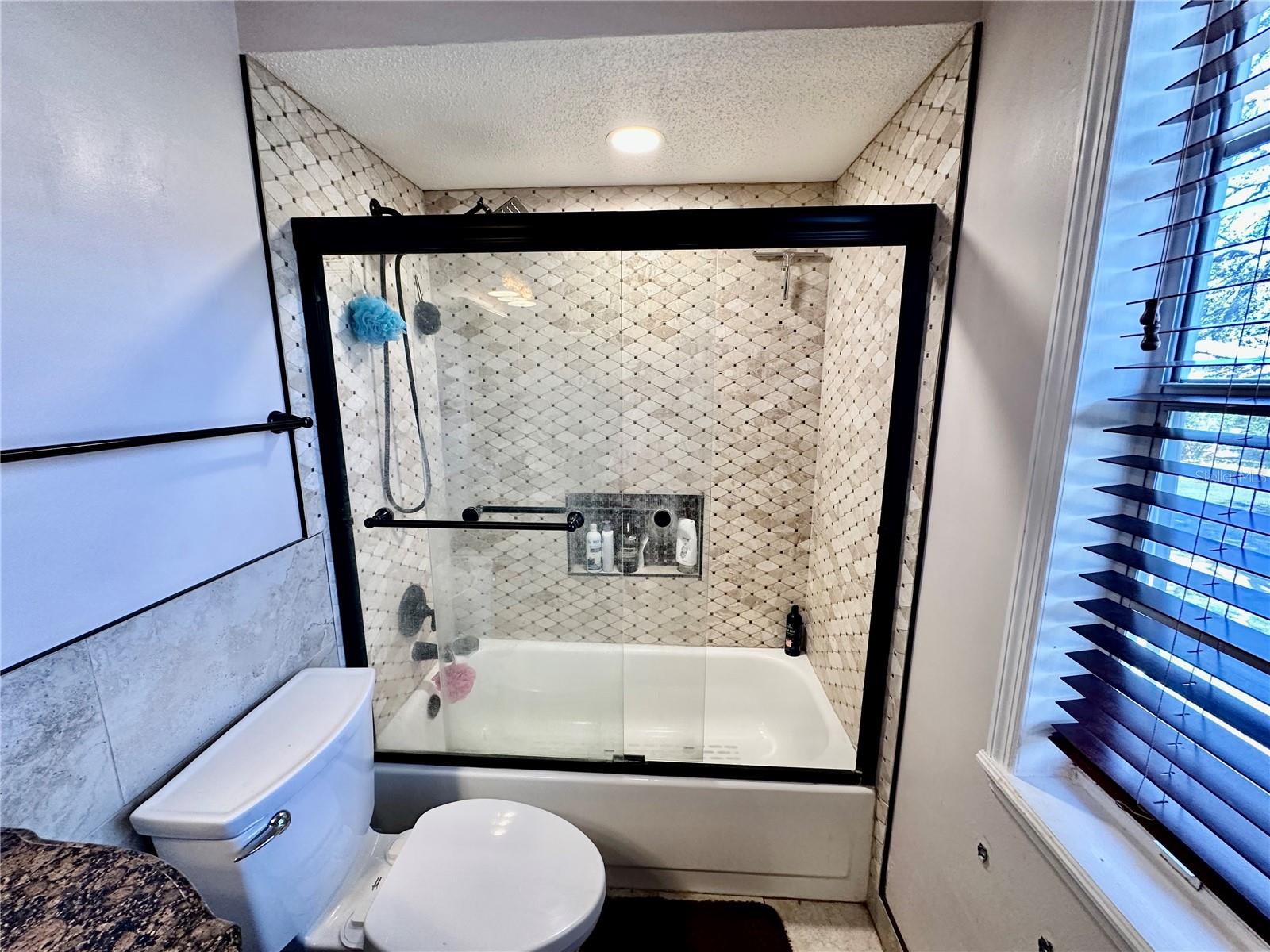 Image 28 of 37 For 8834 Whispering Oaks Trail