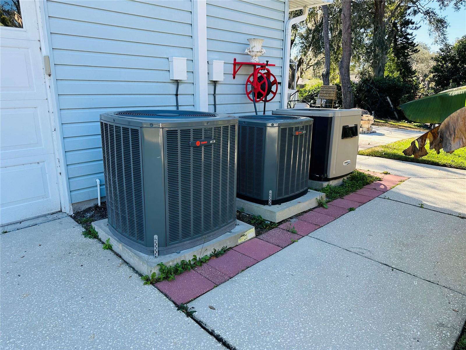 Image 37 of 37 For 8834 Whispering Oaks Trail