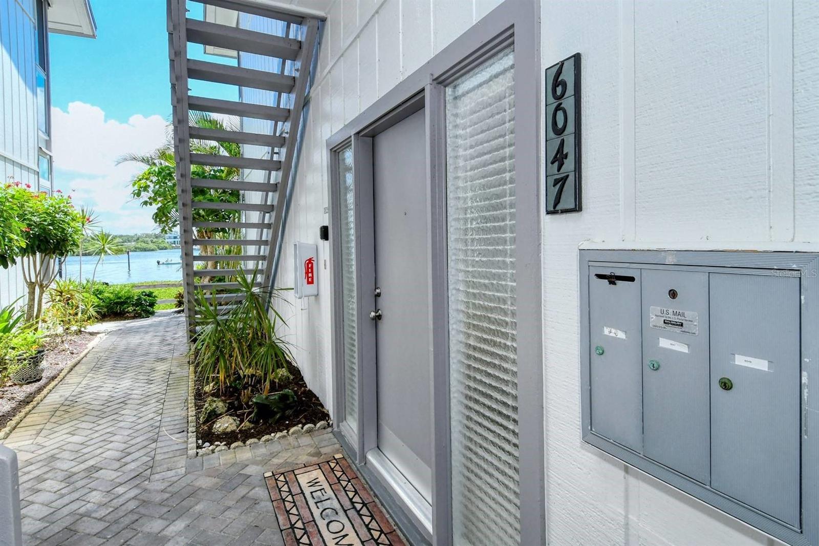 Image 24 of 29 For 6047 Peppertree Way 224