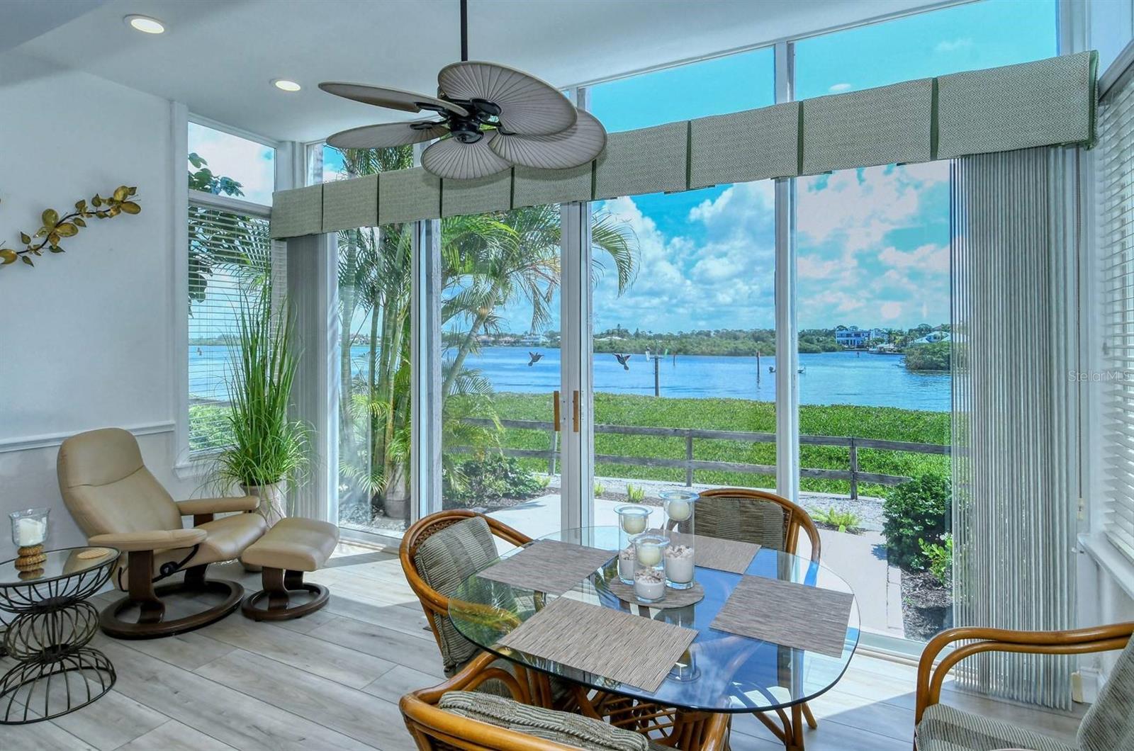 Image 3 of 29 For 6047 Peppertree Way 224