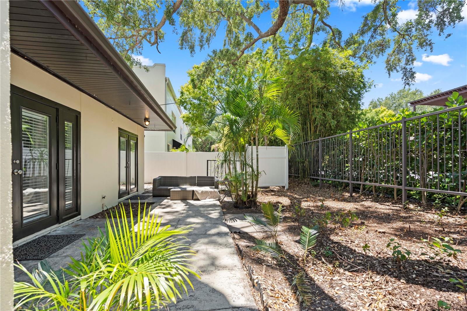 Image 11 of 21 For 3002 Deleon Street