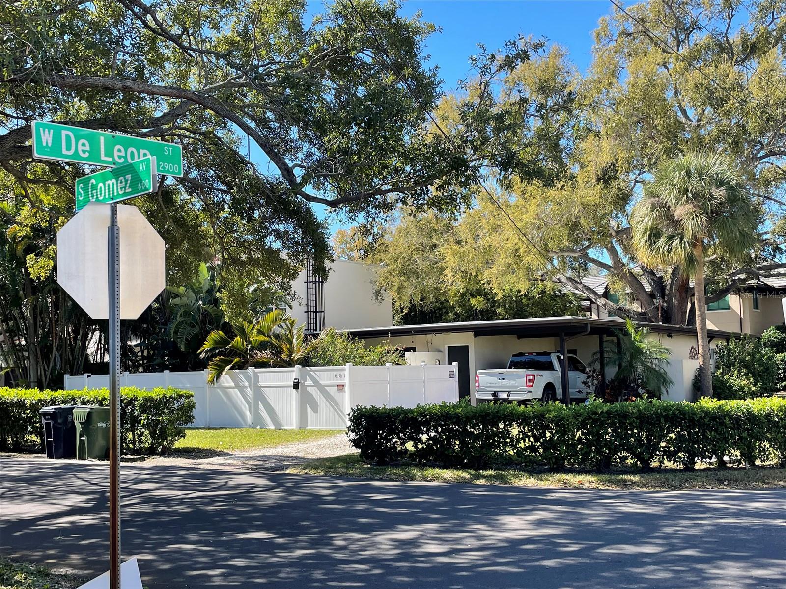 Image 2 of 21 For 3002 Deleon Street