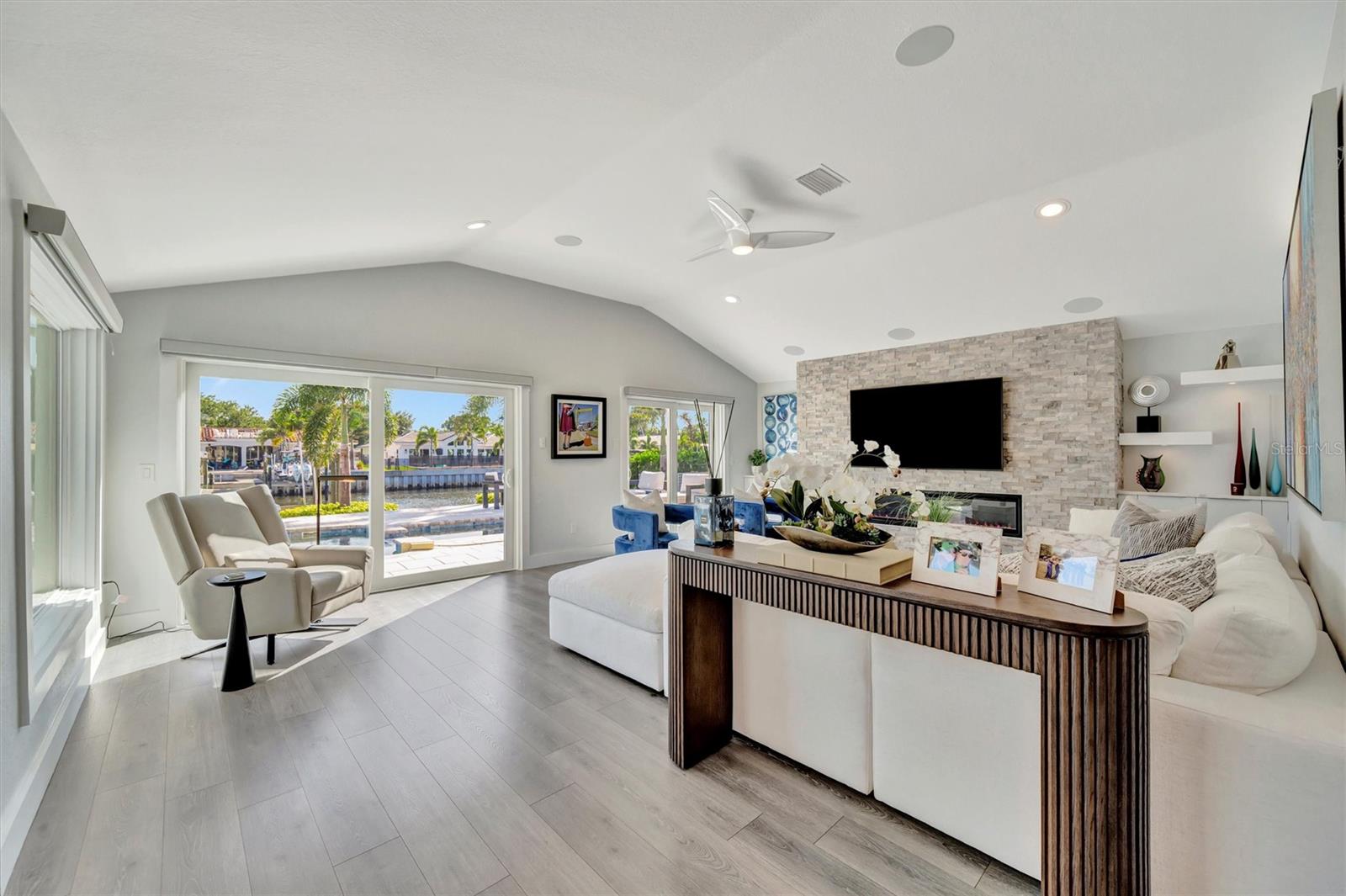 Image 17 of 62 For 1901 Kansas Avenue Ne