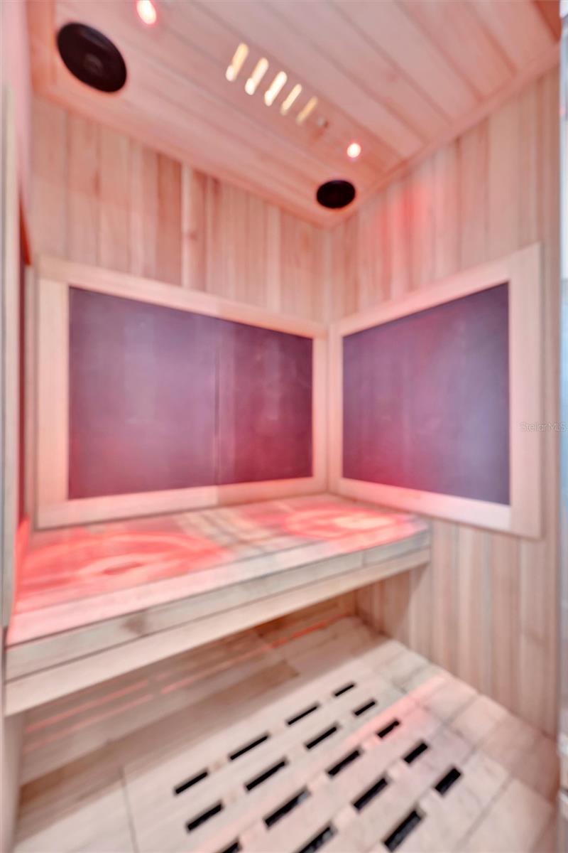 Image 29 of 62 For 1901 Kansas Avenue Ne