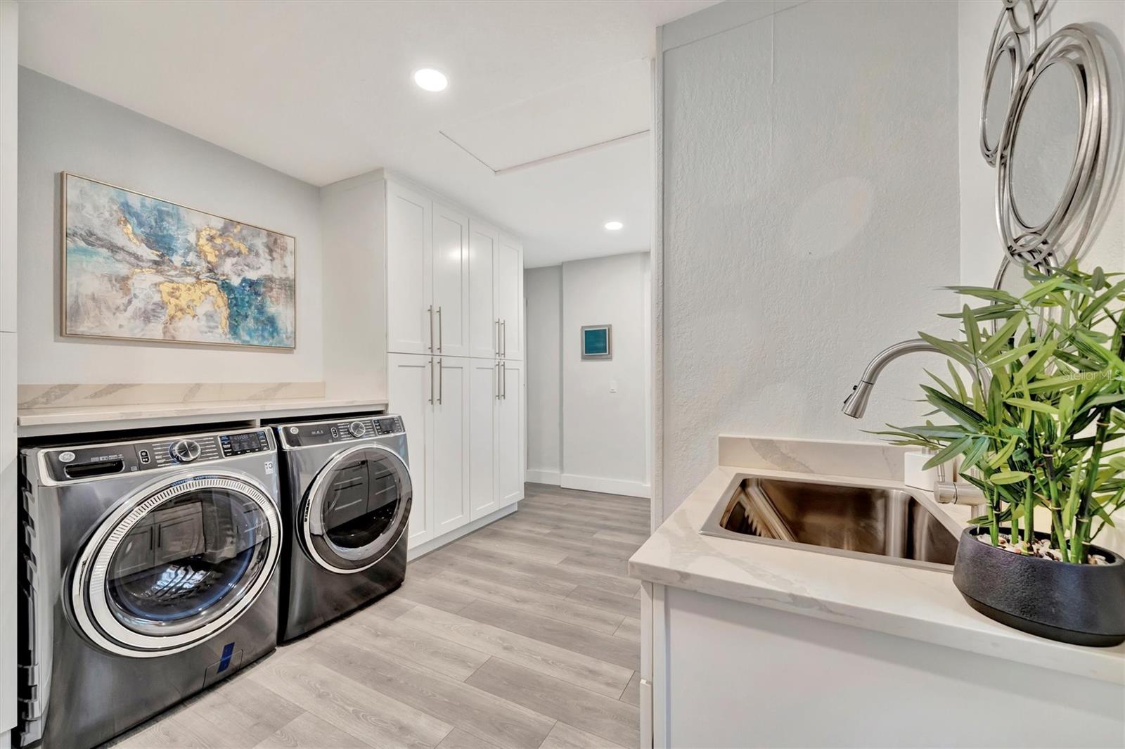 Image 43 of 62 For 1901 Kansas Avenue Ne