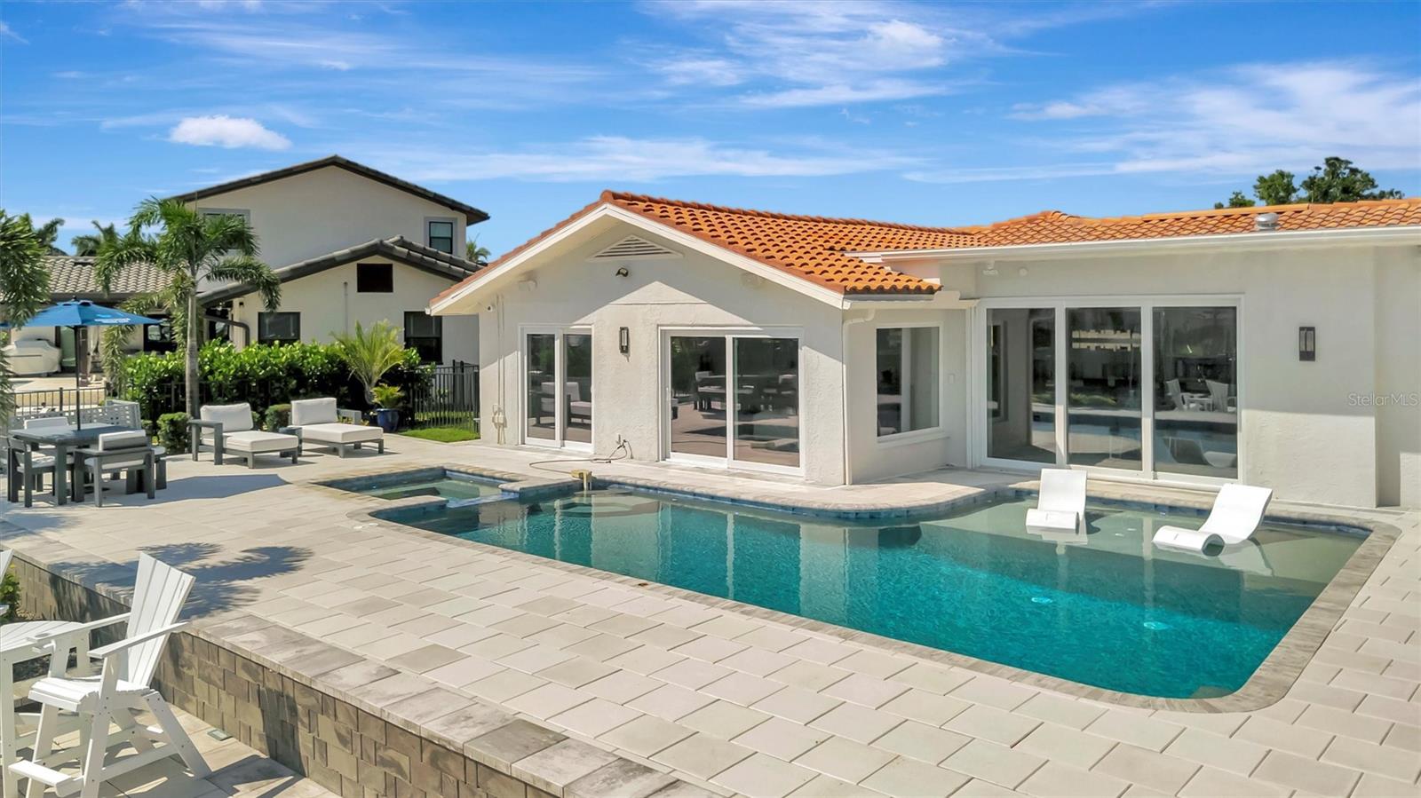 Image 55 of 62 For 1901 Kansas Avenue Ne