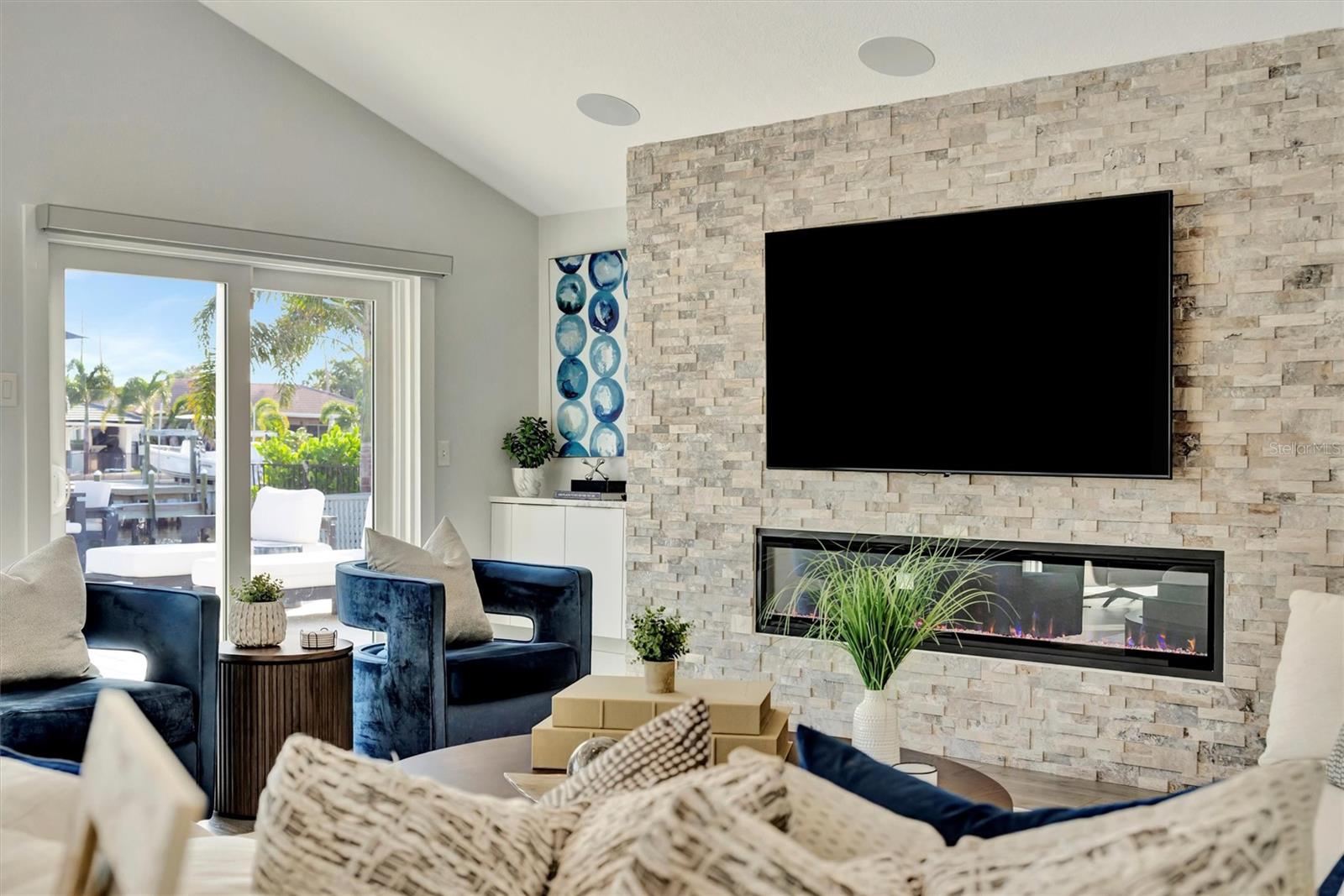 Image 8 of 62 For 1901 Kansas Avenue Ne