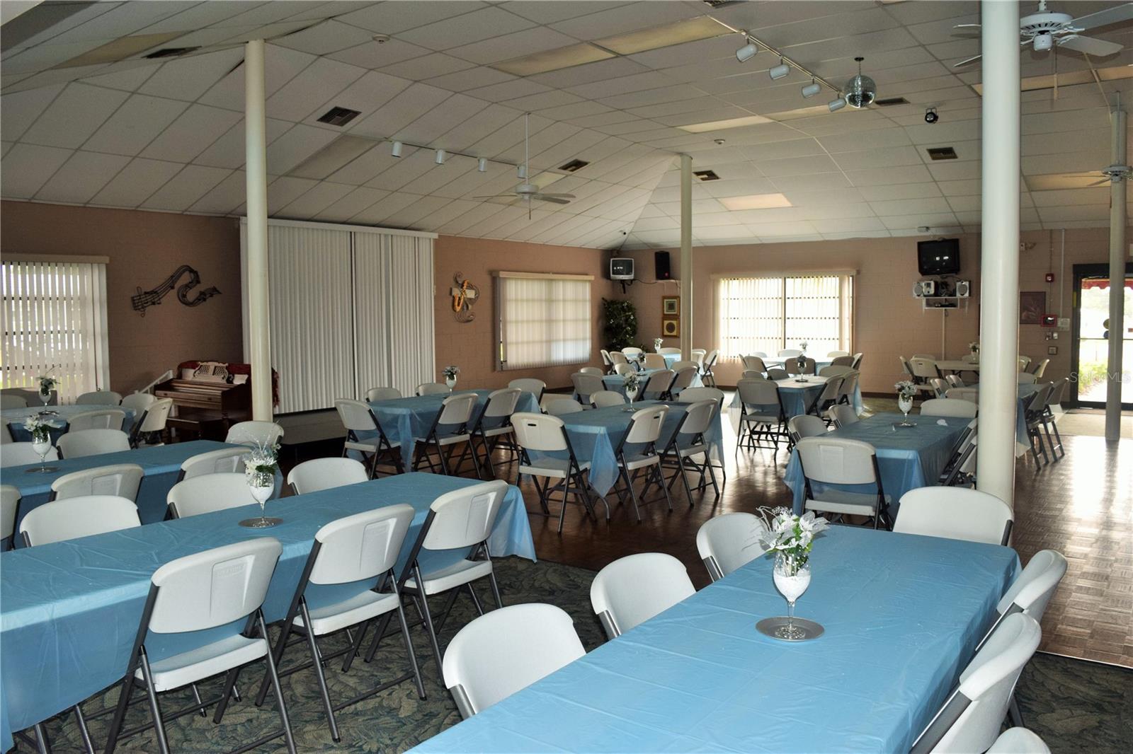 Image 28 of 35 For 37530 Poco Avenue