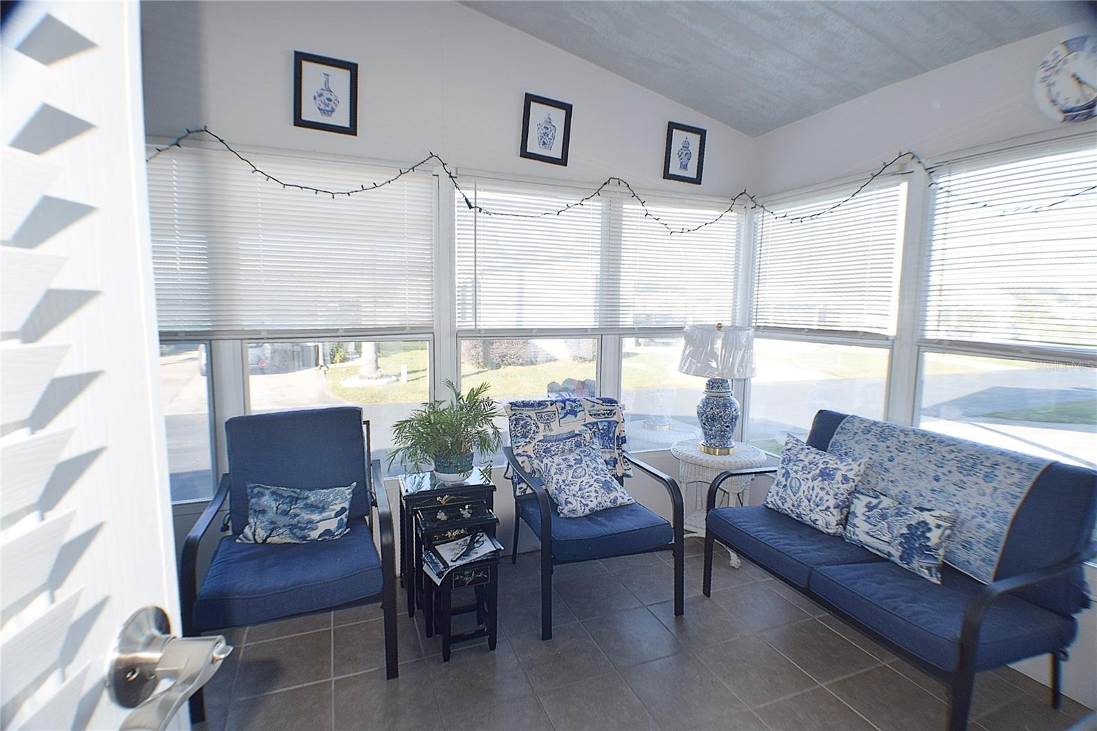 Image 30 of 35 For 37530 Poco Avenue