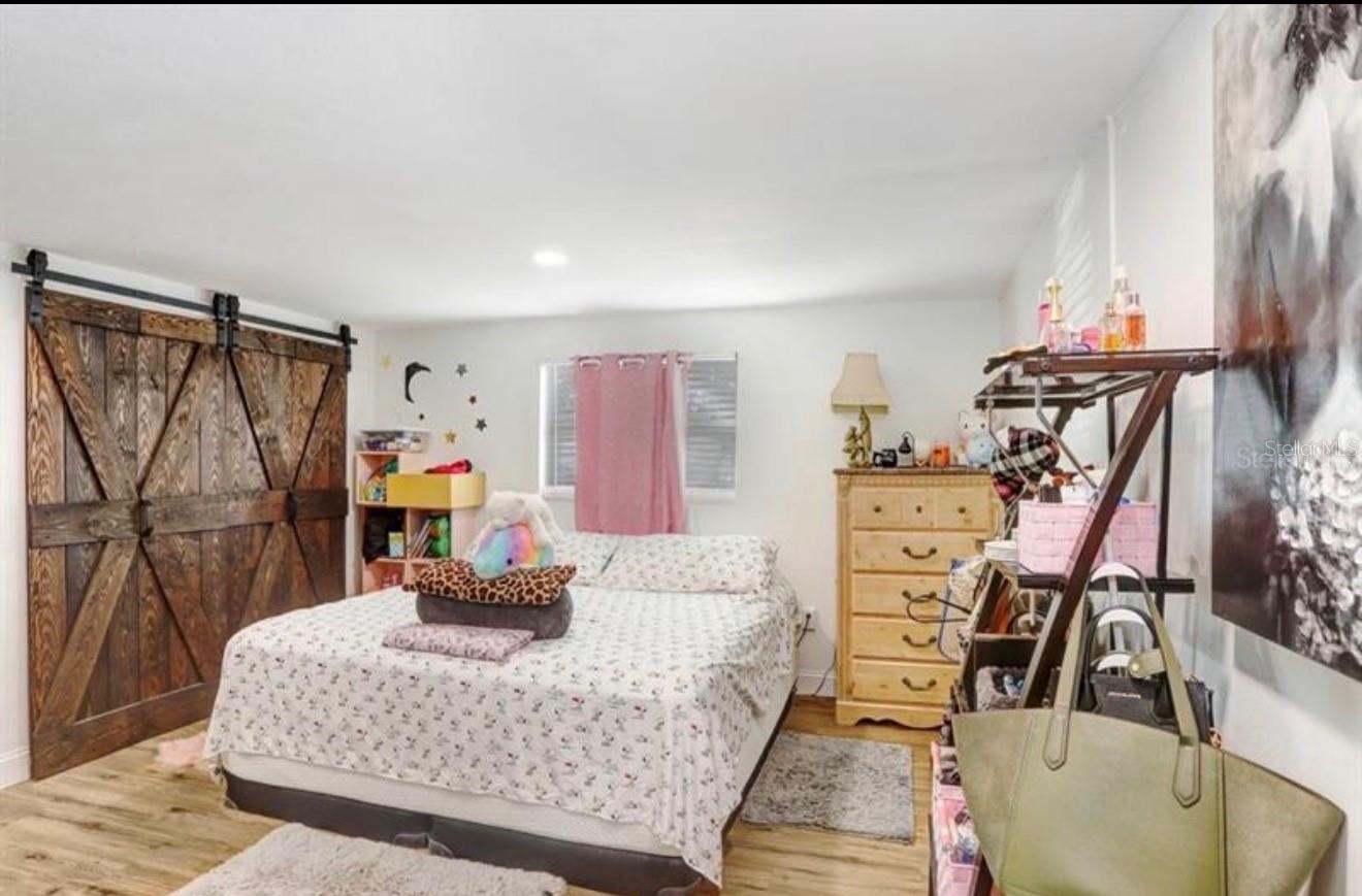 Image 8 of 18 For 9040 Lunar Lane