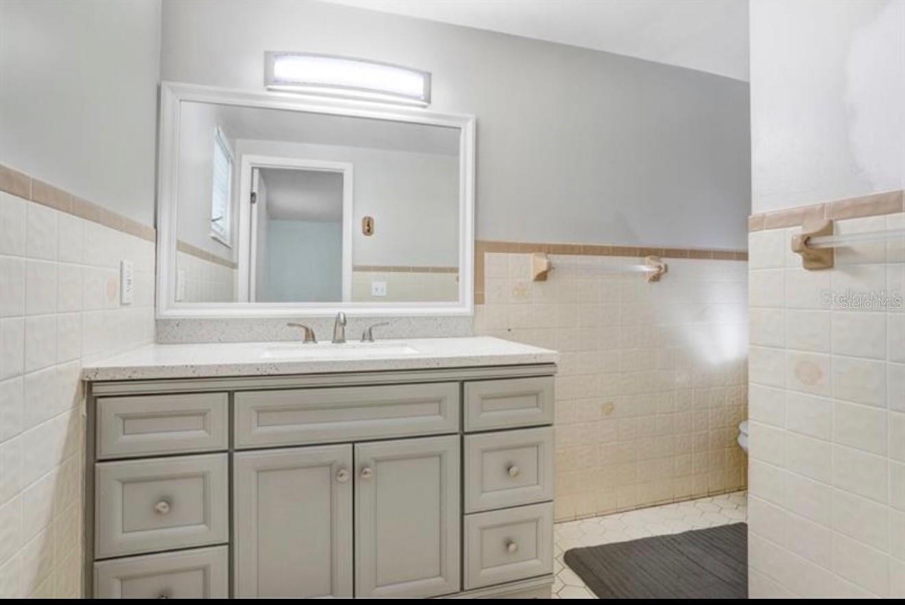 Image 9 of 18 For 9040 Lunar Lane