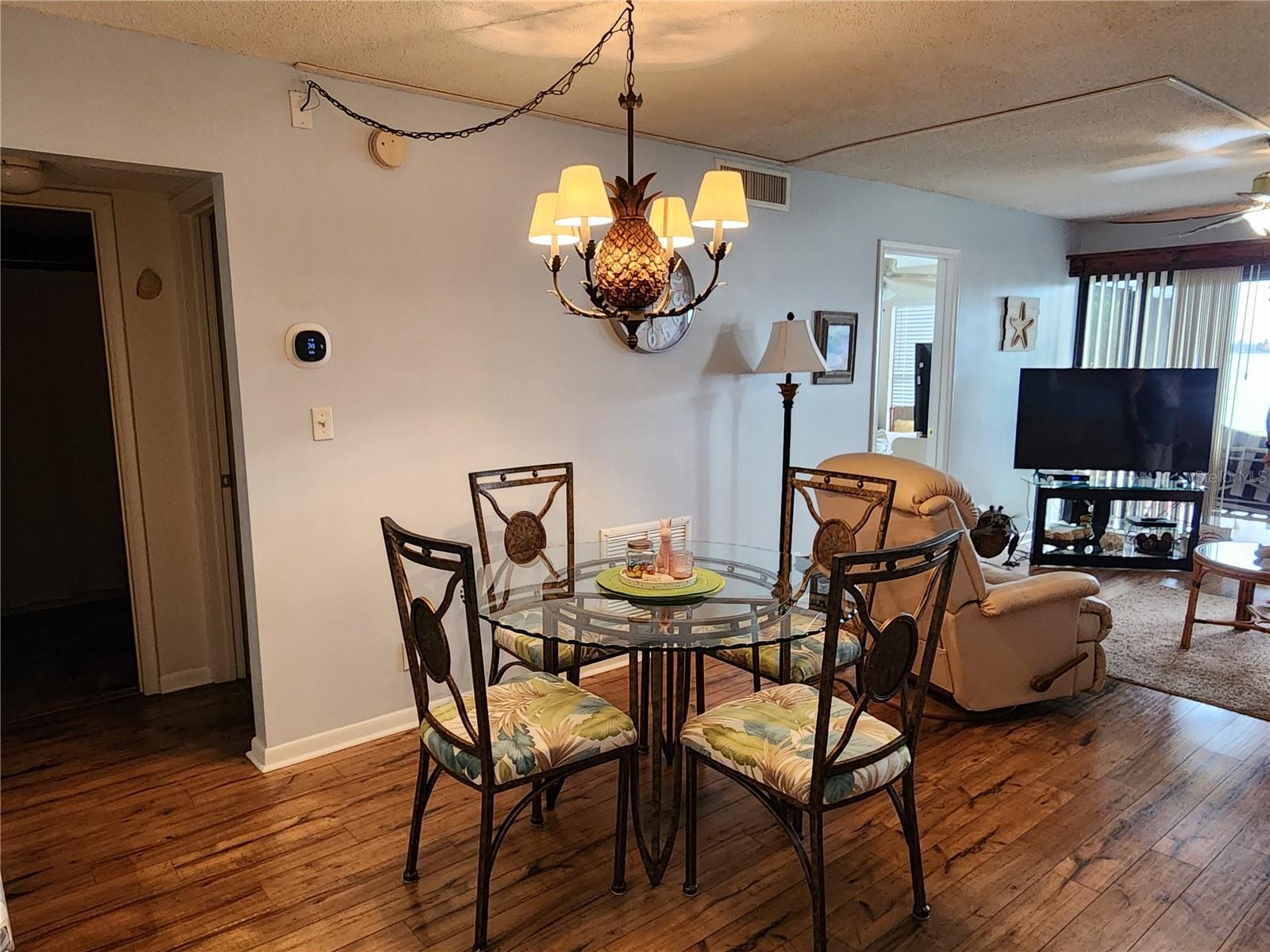 Image 6 of 18 For 6291 Bahia Del Mar Circle 110