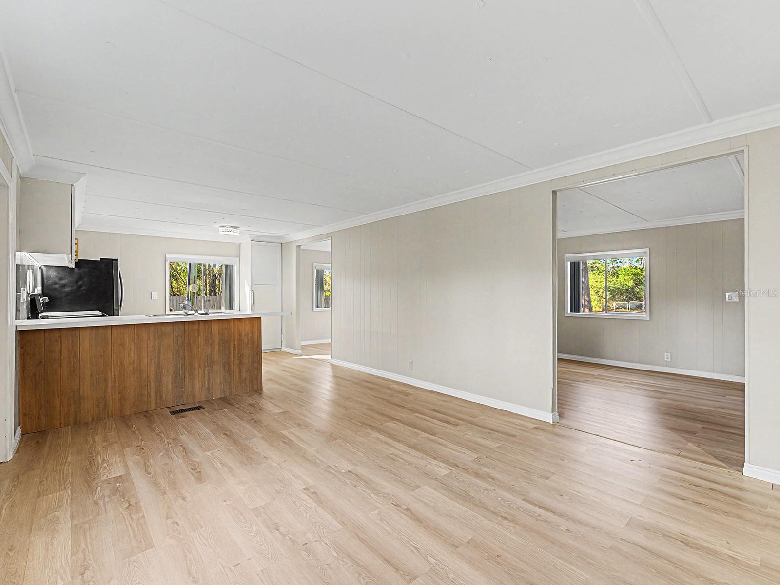 Image 10 of 58 For 18024 Drayton Street