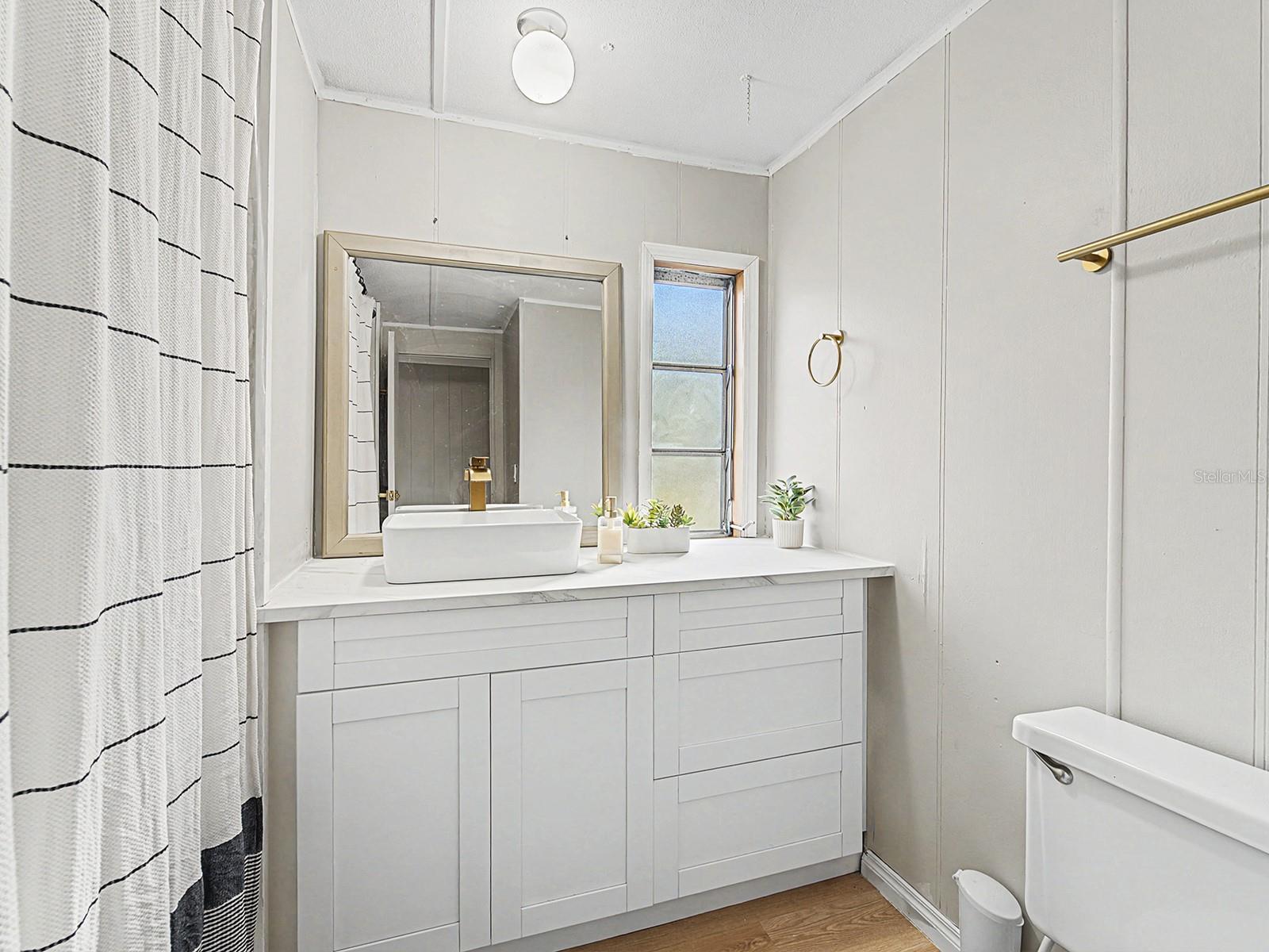 Image 30 of 58 For 18024 Drayton Street