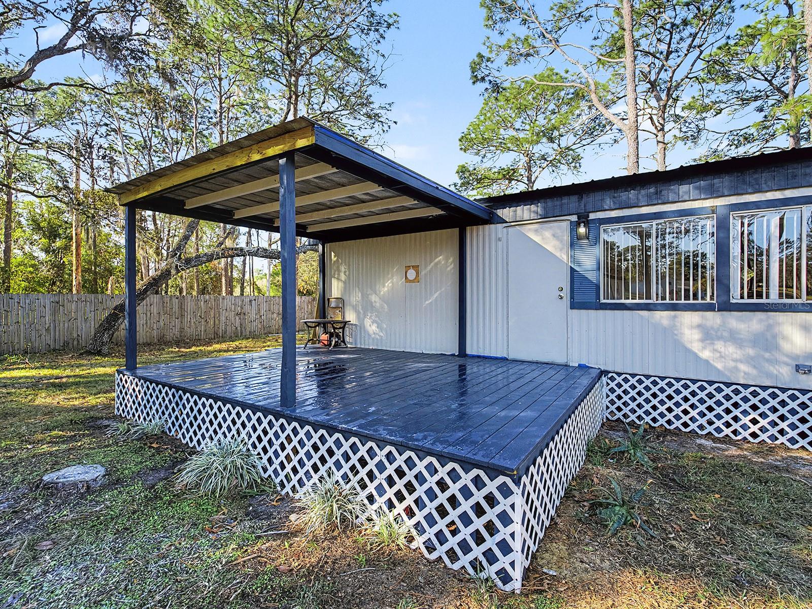 Image 33 of 58 For 18024 Drayton Street