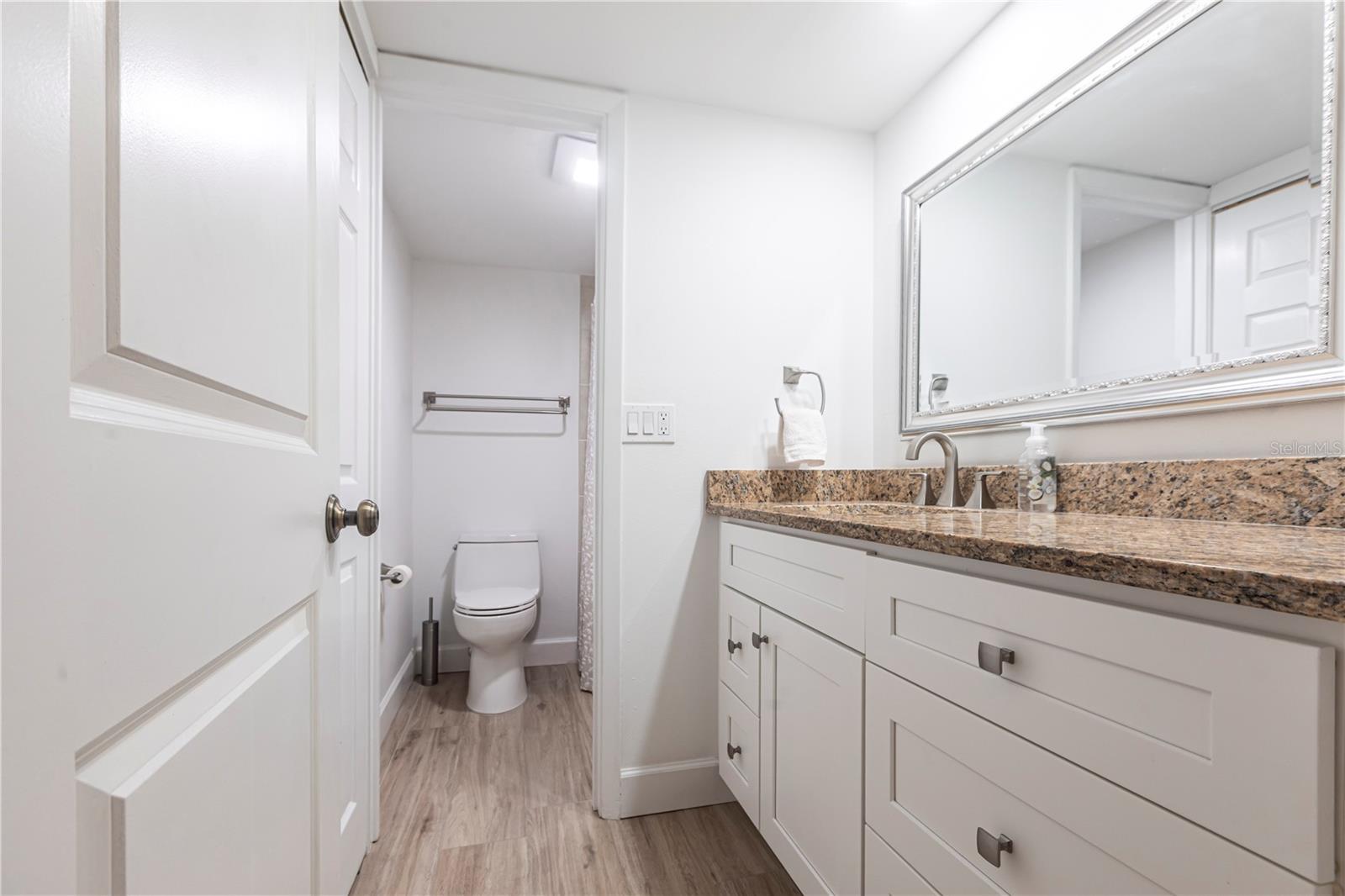 Image 11 of 21 For 6026 Peppertree Way 221a