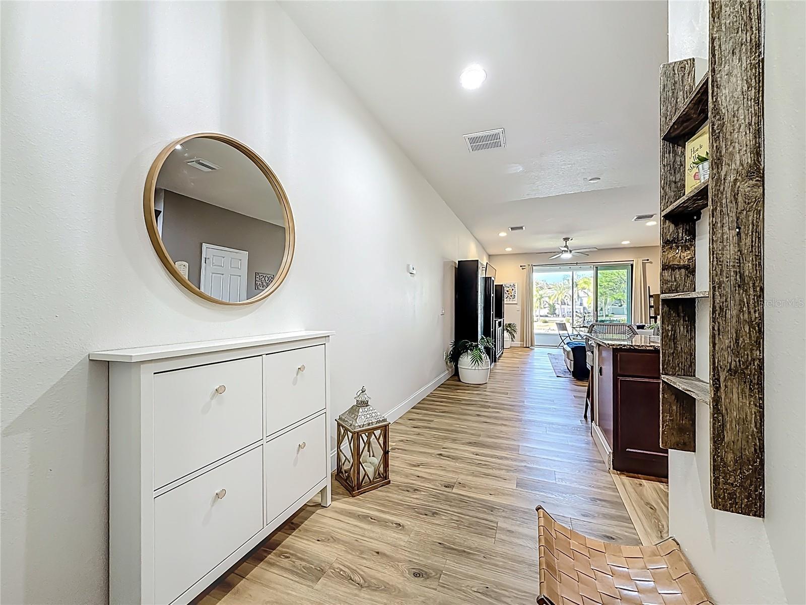 Image 4 of 45 For 1962 Marlington Way