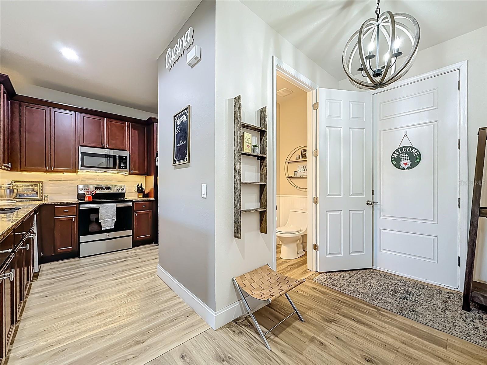 Image 6 of 45 For 1962 Marlington Way